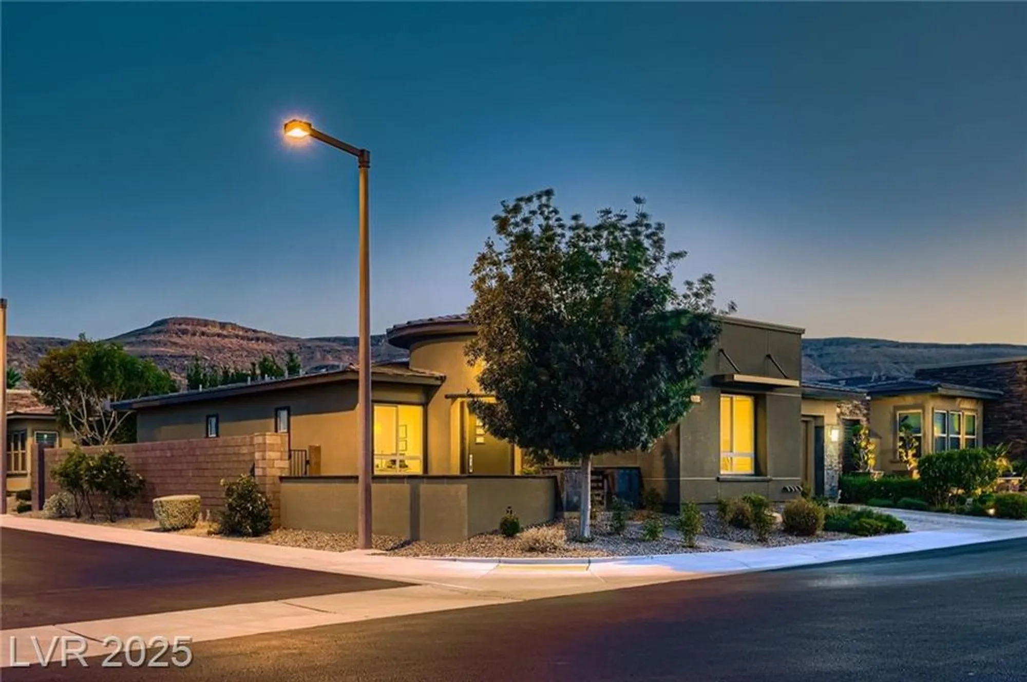 Property Slideshow image 2 of 45 | 9889 gemstone sunset ave, Las Vegas, NV, 89148