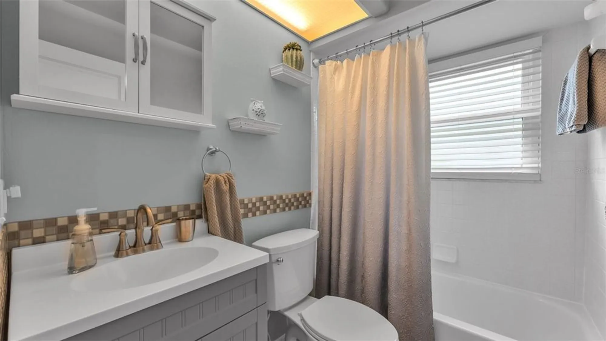 Property Slideshow image 31 of 81 | 6096 kittiwake dr, Lakeland, FL, 33809