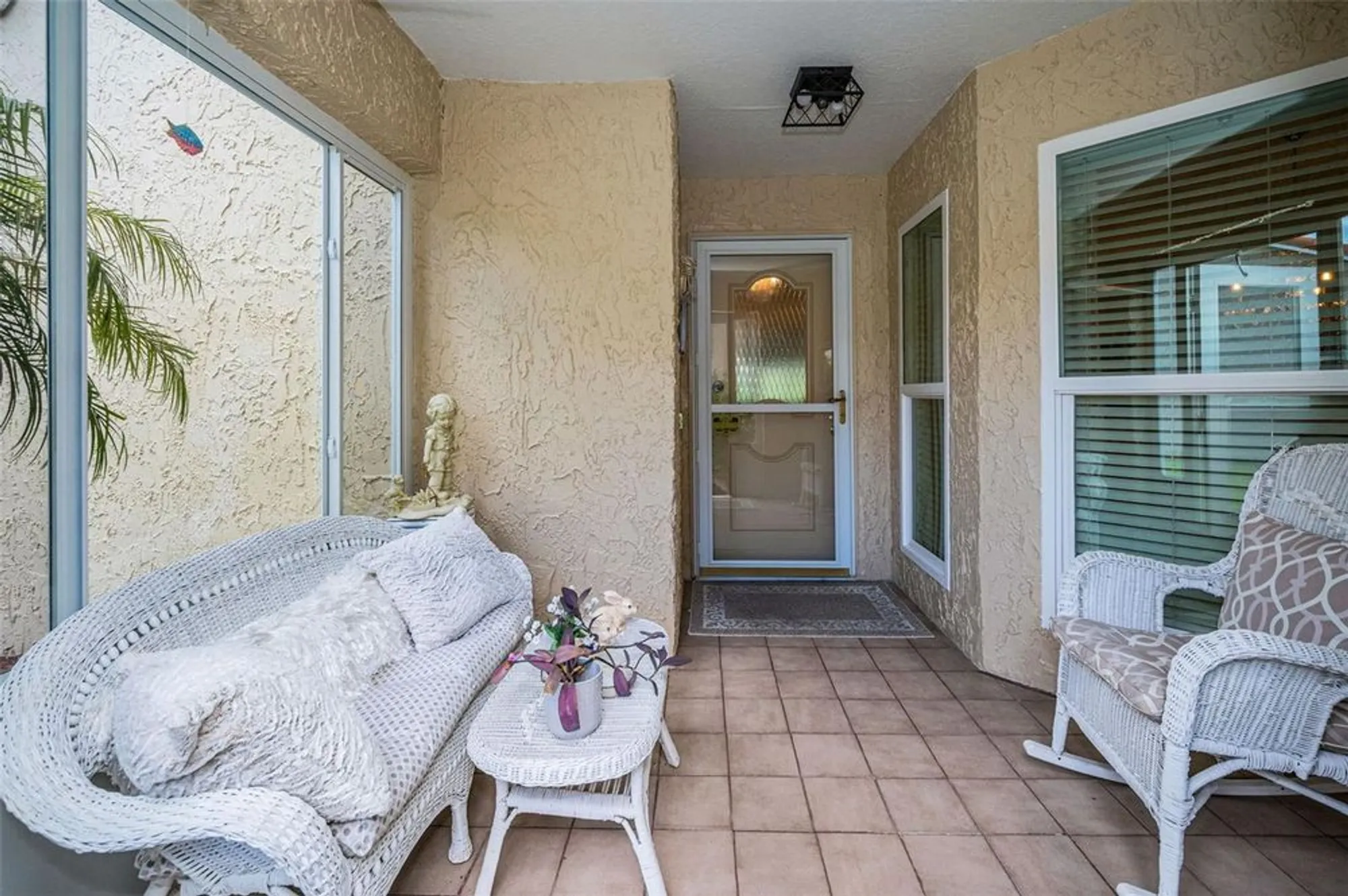 Property Slideshow image 6 of 58 | 1199 woodfield ct, Palm Harbor, FL, 34684