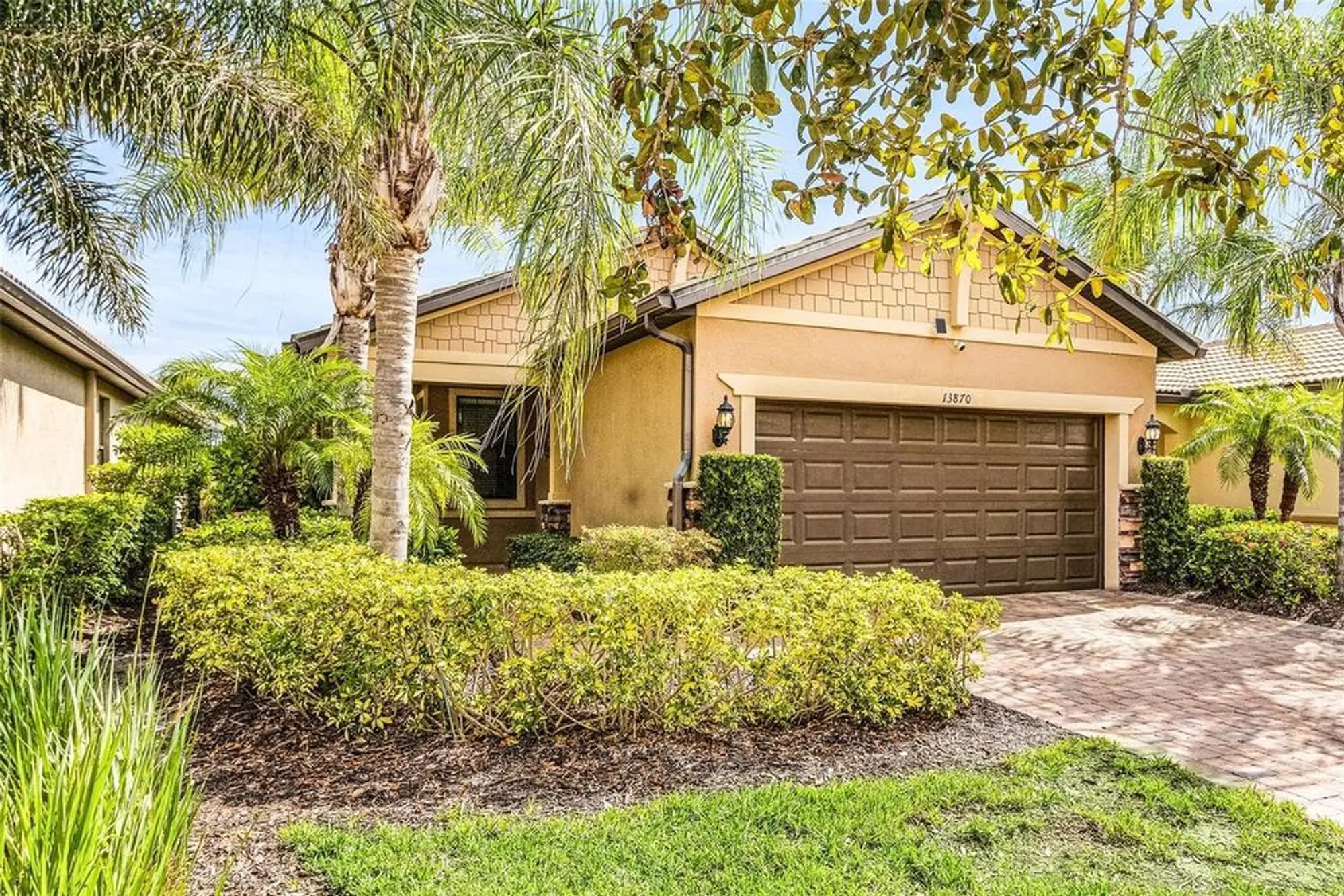 Property Slideshow image 4 of 24 | 13870 lido st, Venice, FL, 34293