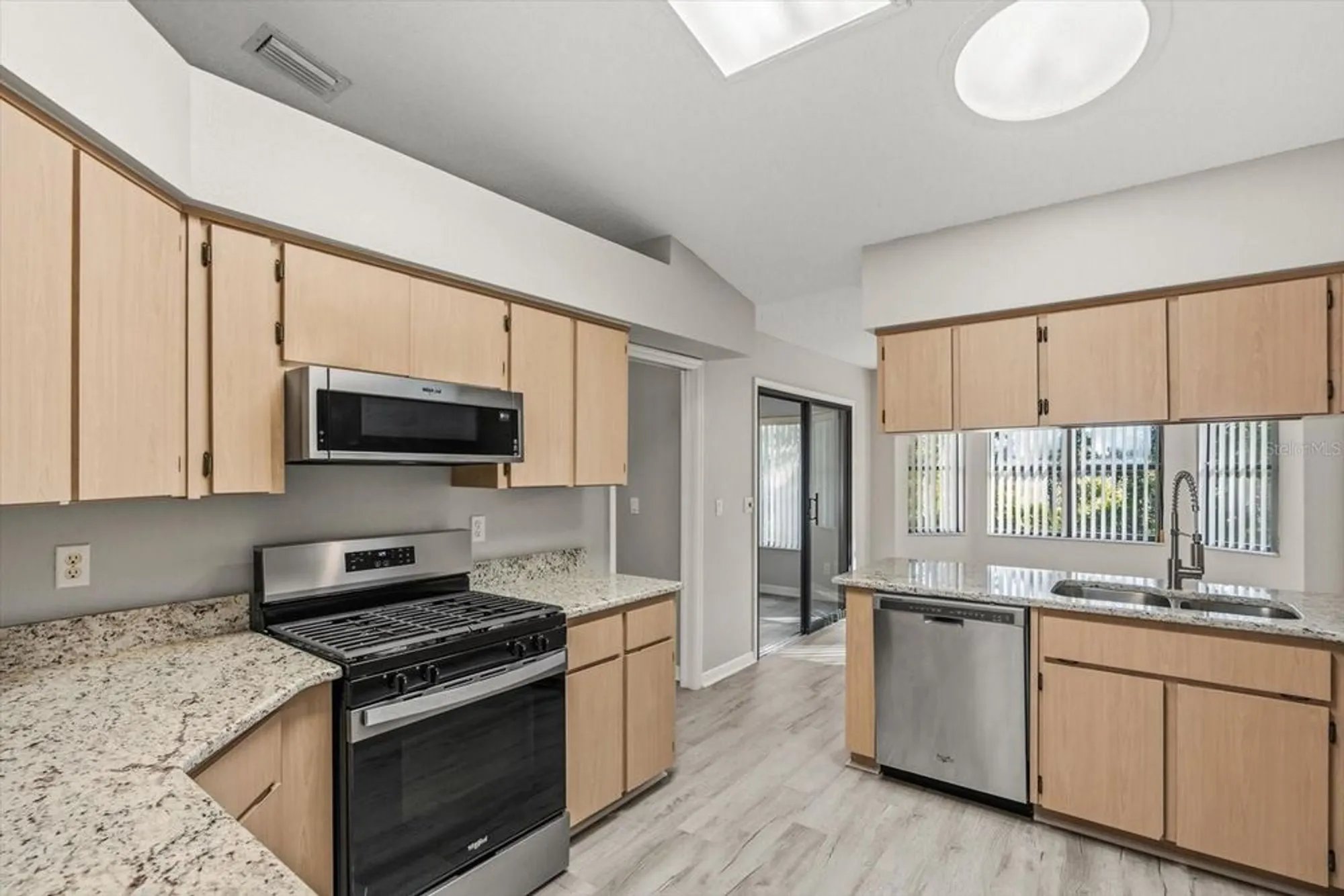 Property Slideshow image 4 of 32 | 6142 wade st, Leesburg, FL, 34748