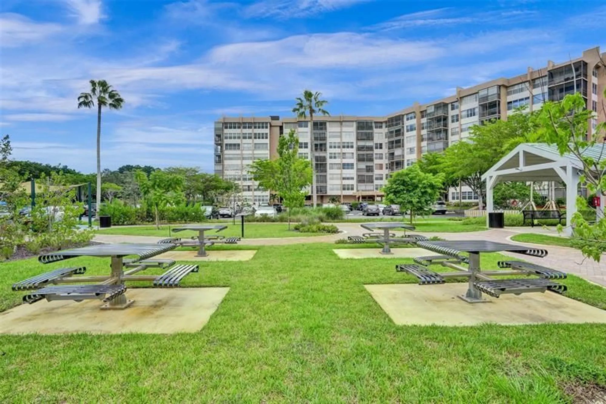 Property Slideshow image 61 of 71 | 1100 saint charles pl 612, Pembroke Pines, FL, 33026