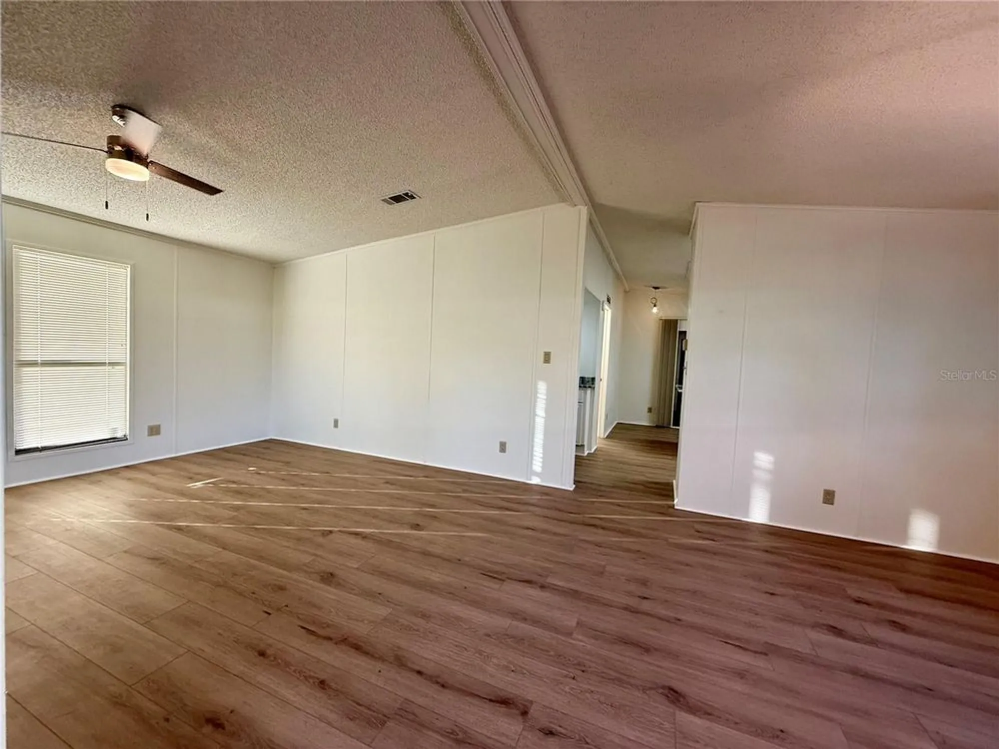 Property Slideshow image 6 of 31 | 603 robin ln, Wildwood, FL, 34785