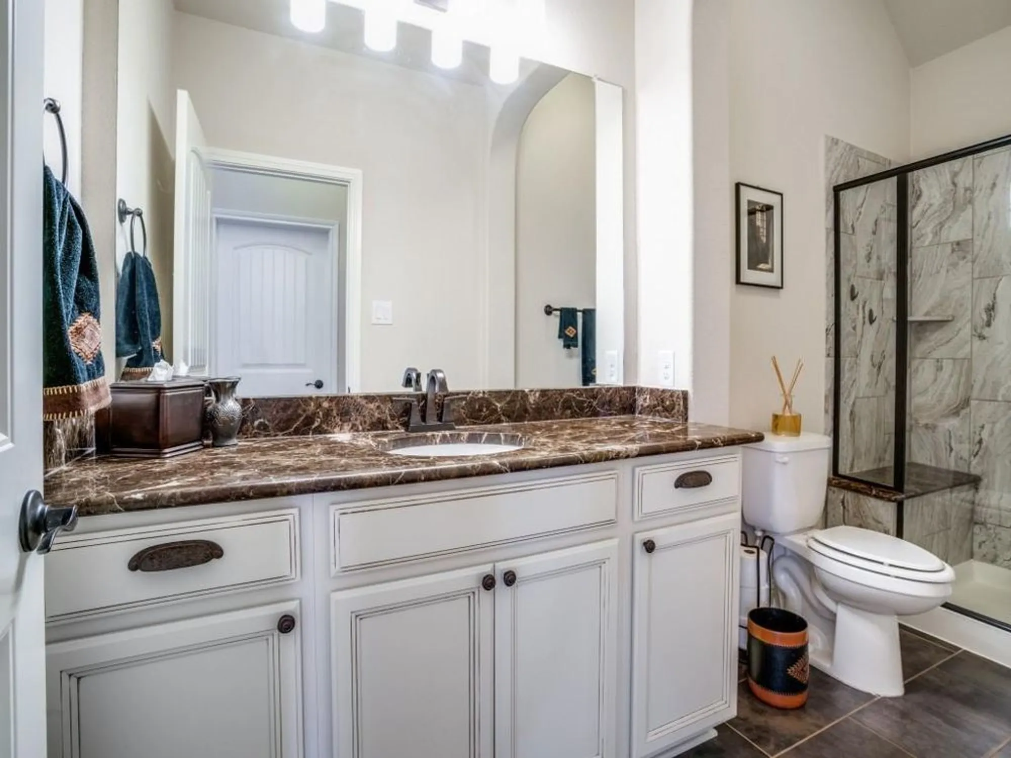 Property Slideshow image 18 of 27 | 8612 grassland dr, Mckinney, TX, 75070