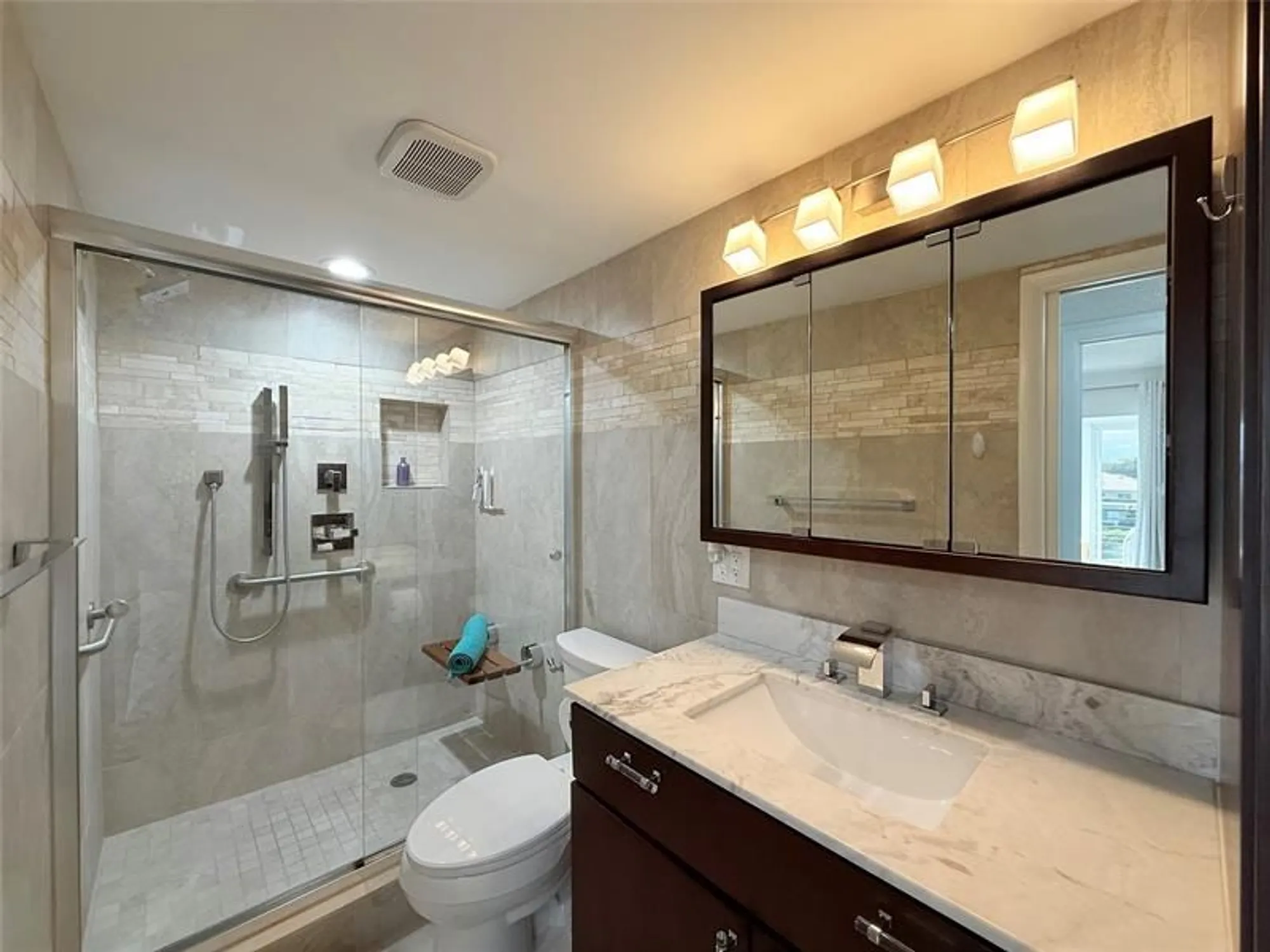 Property Slideshow image 20 of 52 | 424 richmond c # 424, Deerfield Beach, FL, 33442