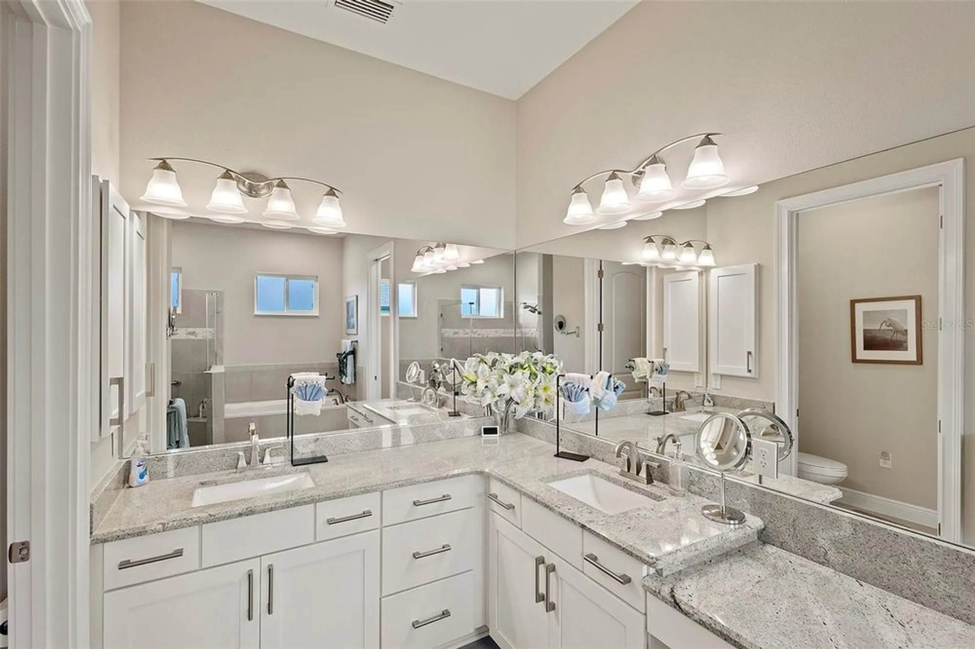 Property Slideshow image 28 of 70 | 5132 greens dr, Lady Lake, FL, 32159