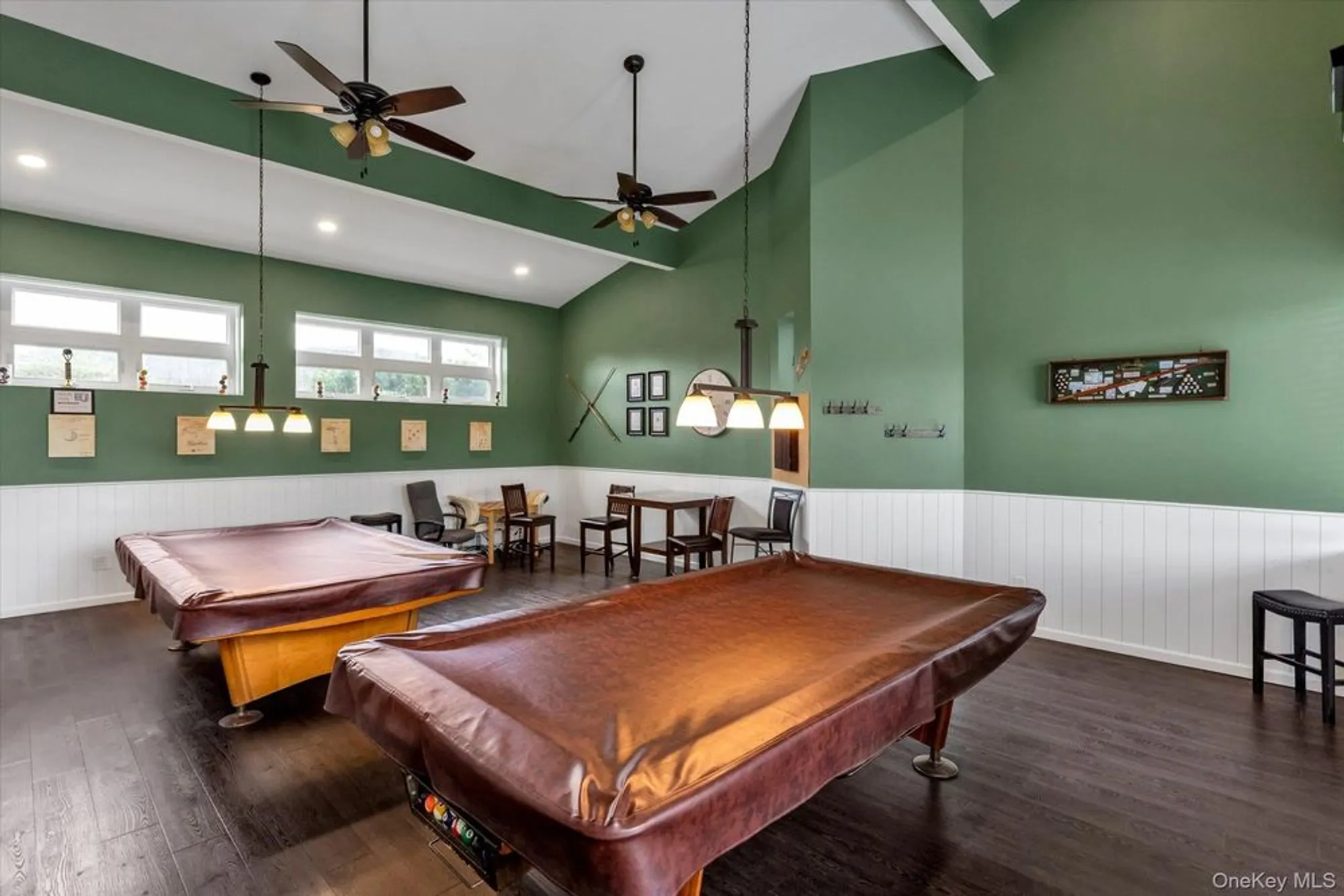 Property Slideshow image 14 of 19 | 21 limetree dr, Manorville, NY, 11949