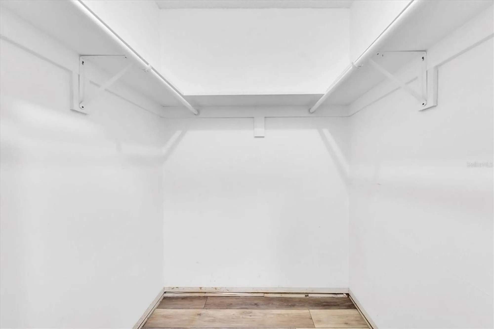 Property Slideshow image 18 of 27 | 8350 burgundy dr, Pinellas Park, FL, 33781