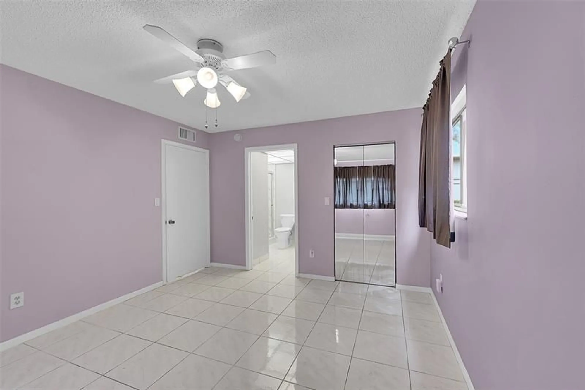 Property Slideshow image 15 of 33 | 9968 n belfort cir 108, Tamarac, FL, 33321