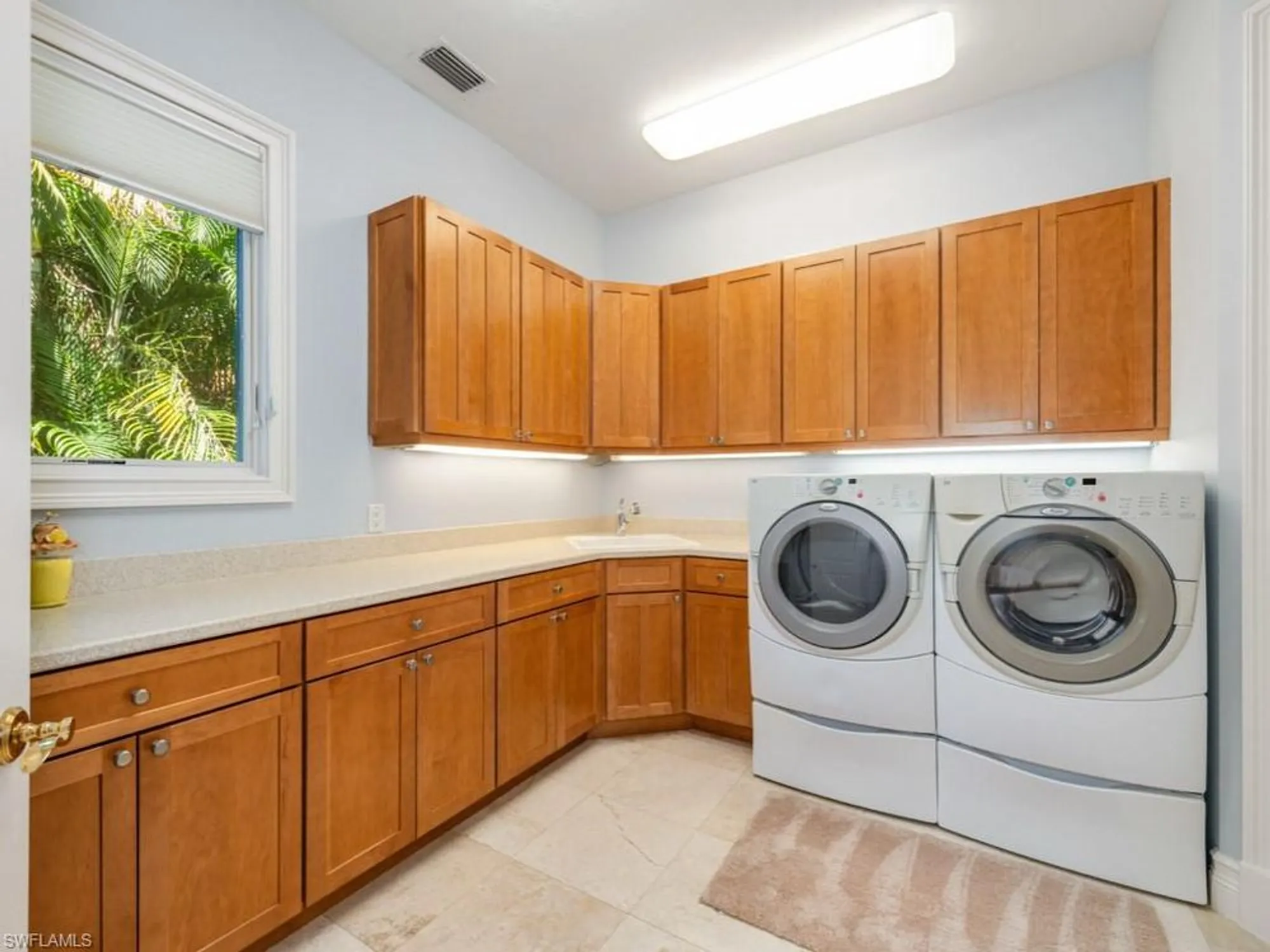 Property Slideshow image 29 of 50 | 26271 woodlyn dr, Bonita Springs, FL, 34134