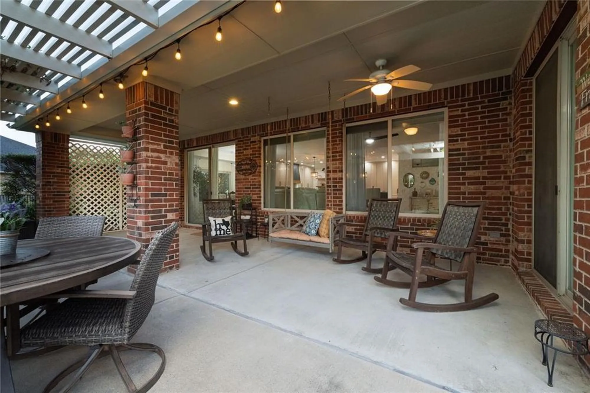 Property Slideshow image 32 of 40 | 9004 freeport dr, Denton, TX, 76207