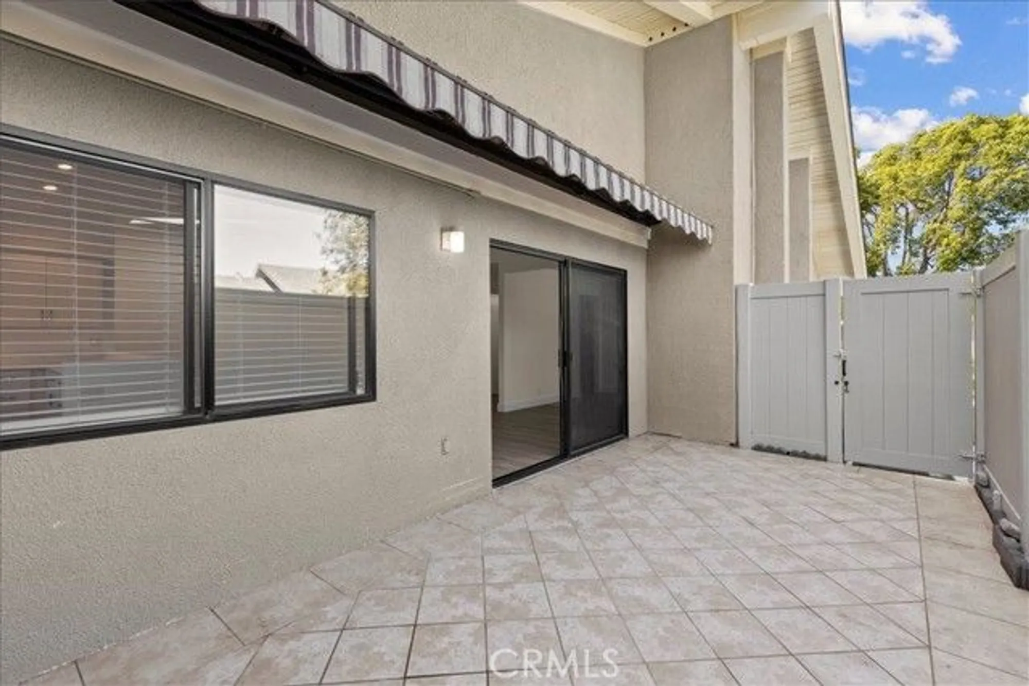 Property Slideshow image 23 of 34 | 8646 butte cir unit 607e, Huntington Beach, CA, 92646