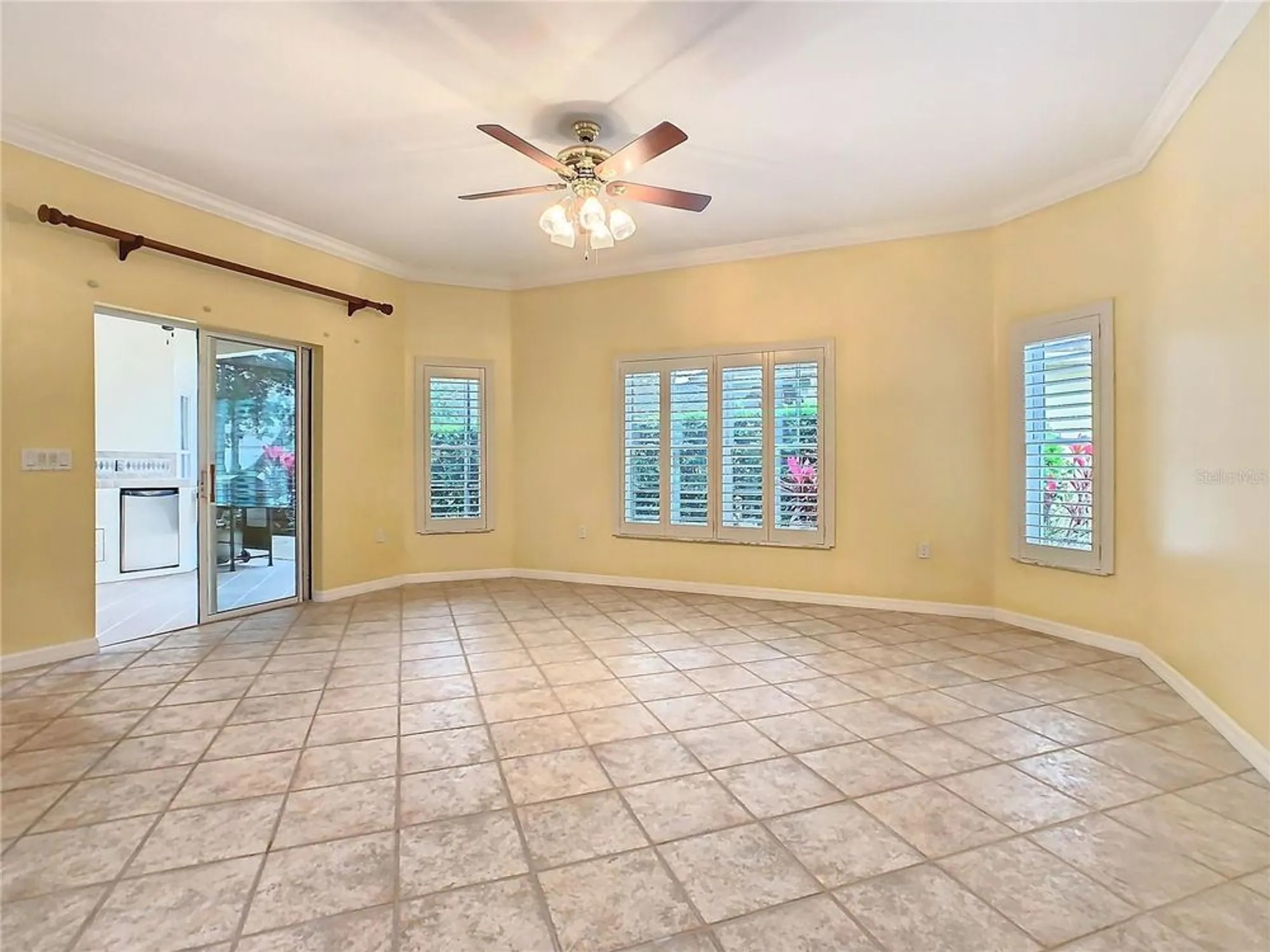 Property Slideshow image 26 of 63 | 100 ventana dr, Kissimmee, FL, 34759