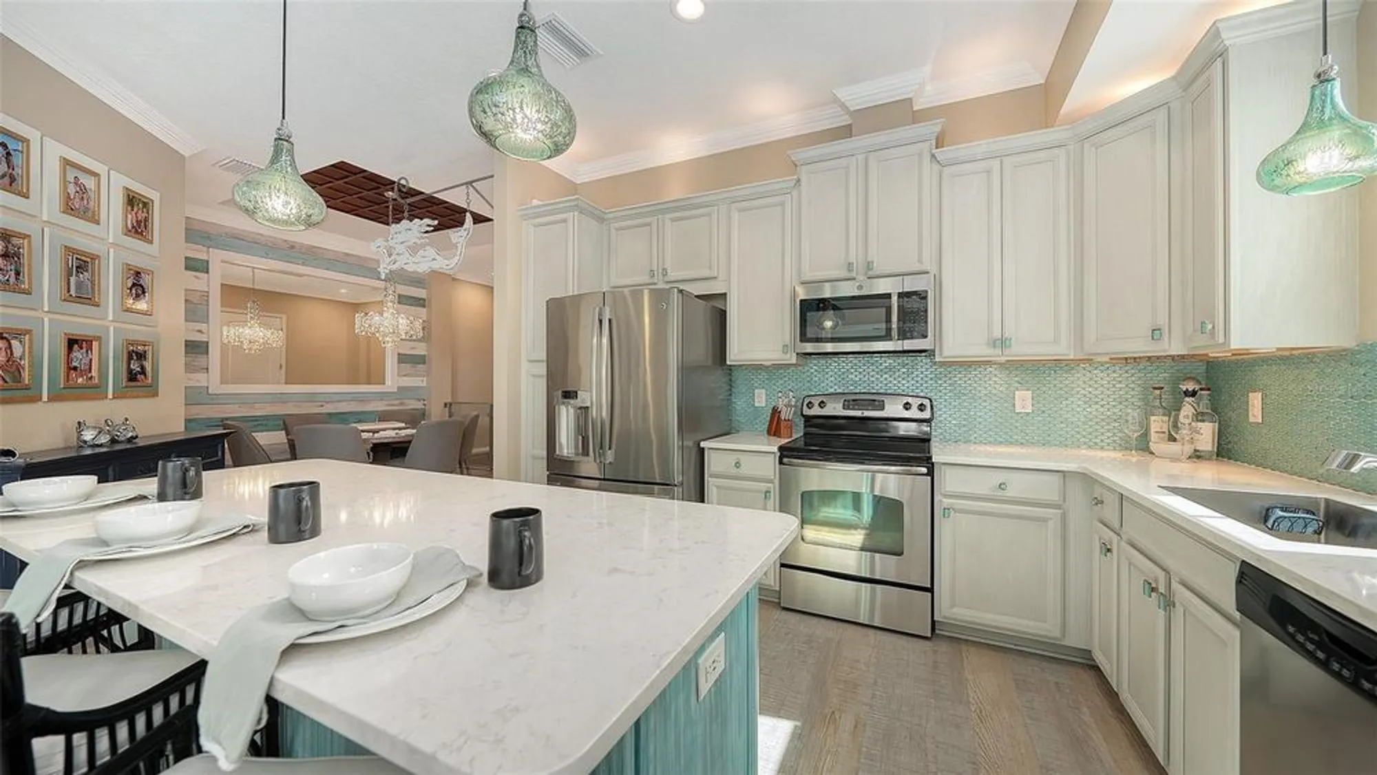 Property Slideshow image 10 of 79 | 344 sapphire lake dr unit 201, Bradenton, FL, 34209
