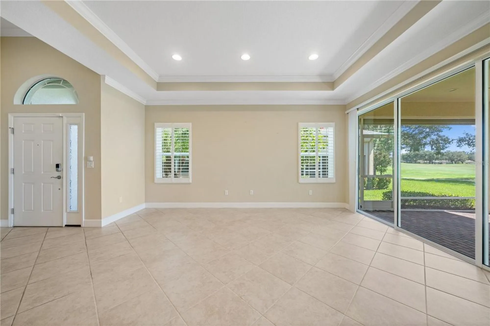Property Slideshow image 19 of 57 | 802 chipper dr, Sun City Center, FL, 33573