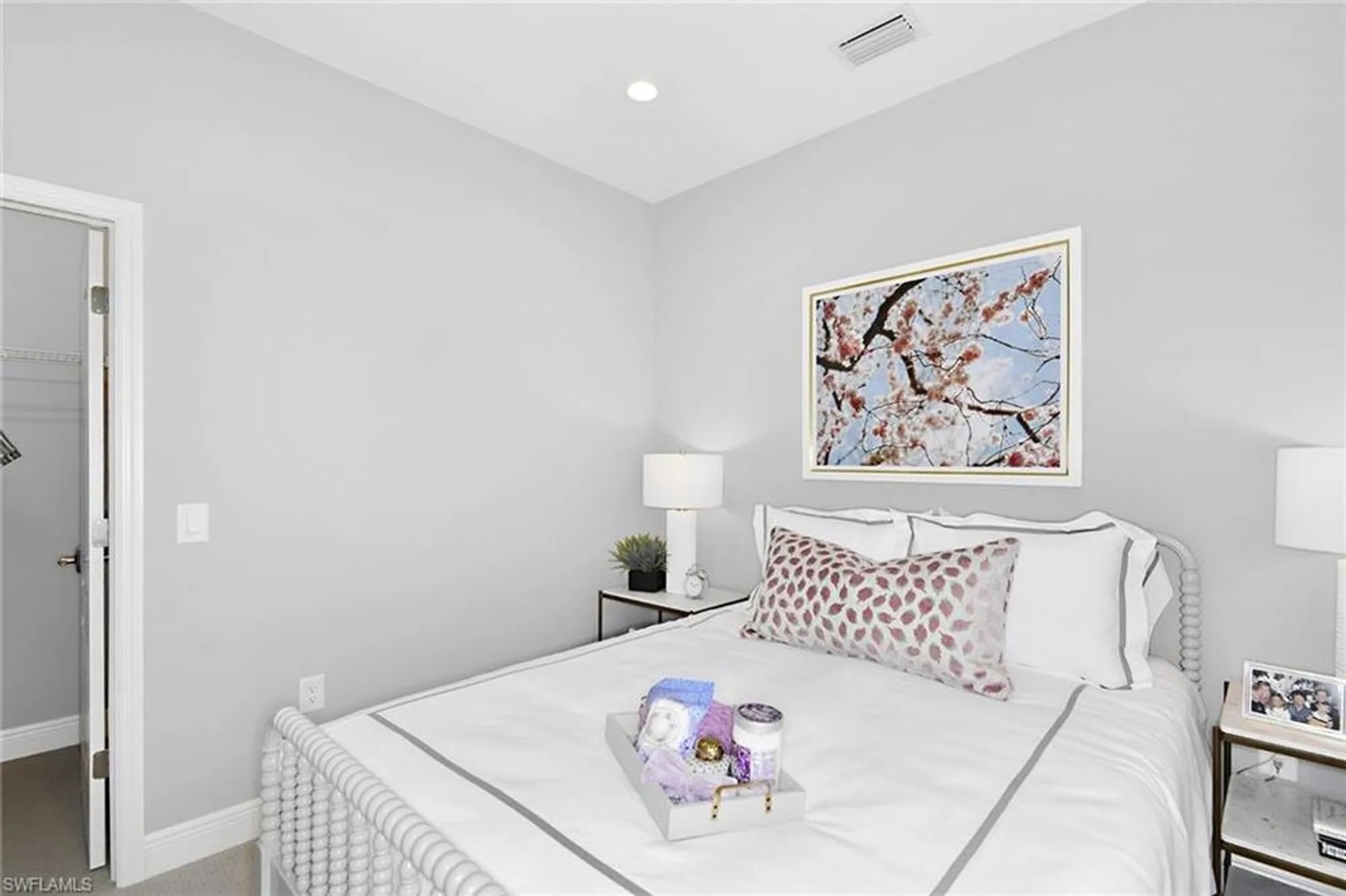 Property Slideshow image 17 of 20 | 2949 heritage pines dr, Fort Myers, FL, 33905