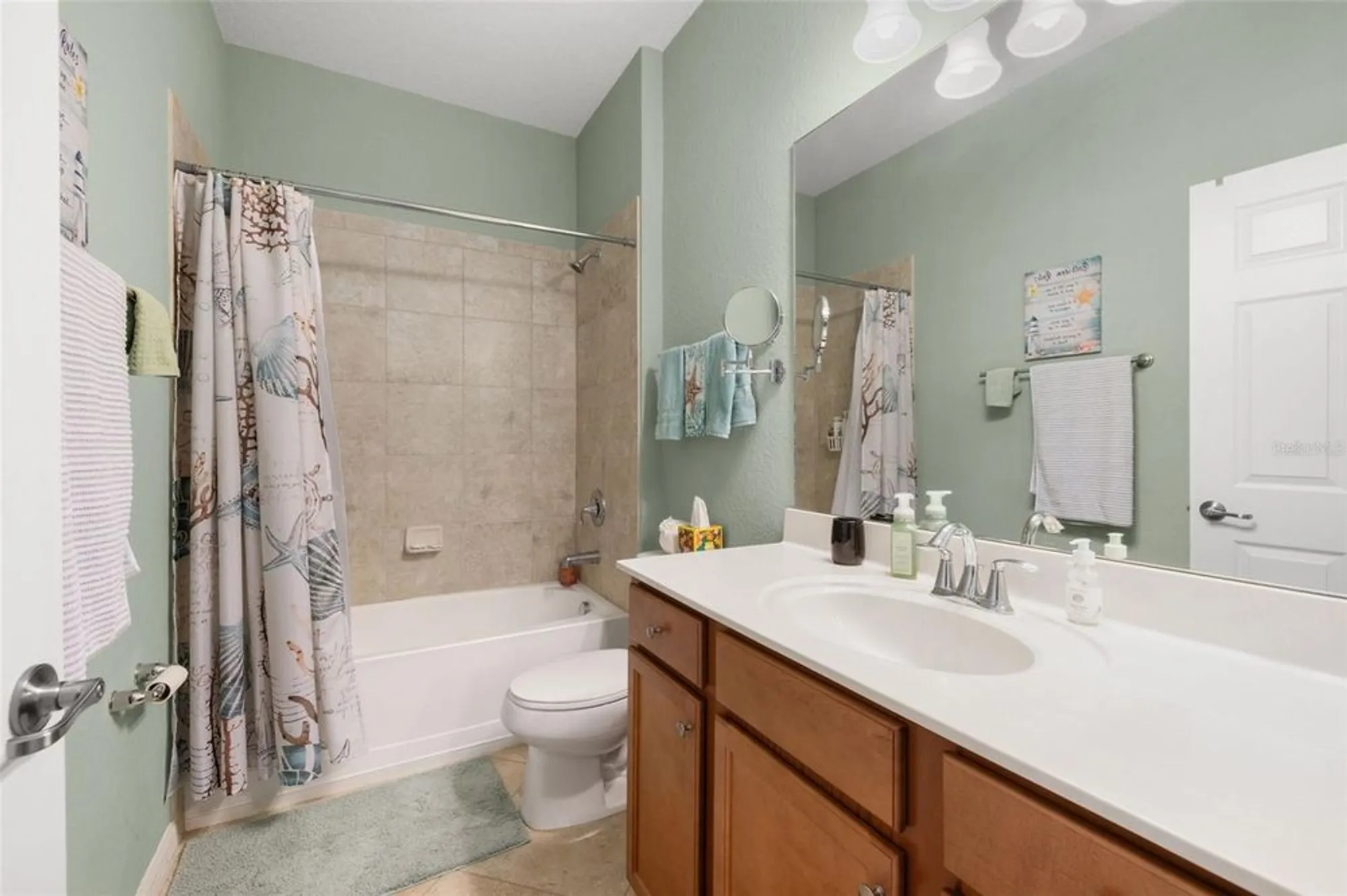 Property Slideshow image 25 of 46 | 6516 candlestick dr, Bradenton, FL, 34212