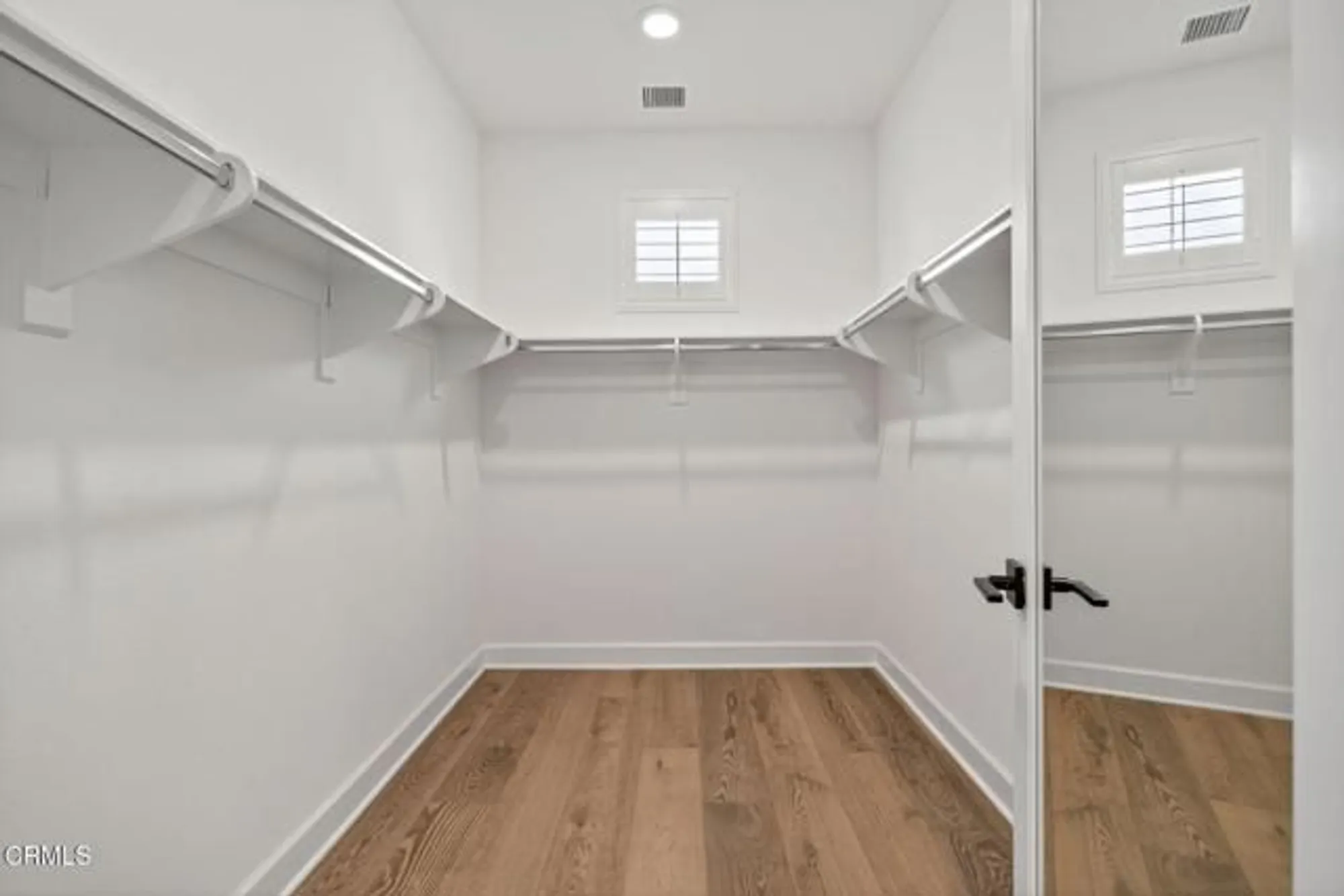 Property Slideshow image 34 of 78 | 2420 quartsite dr, Camarillo, CA, 93012