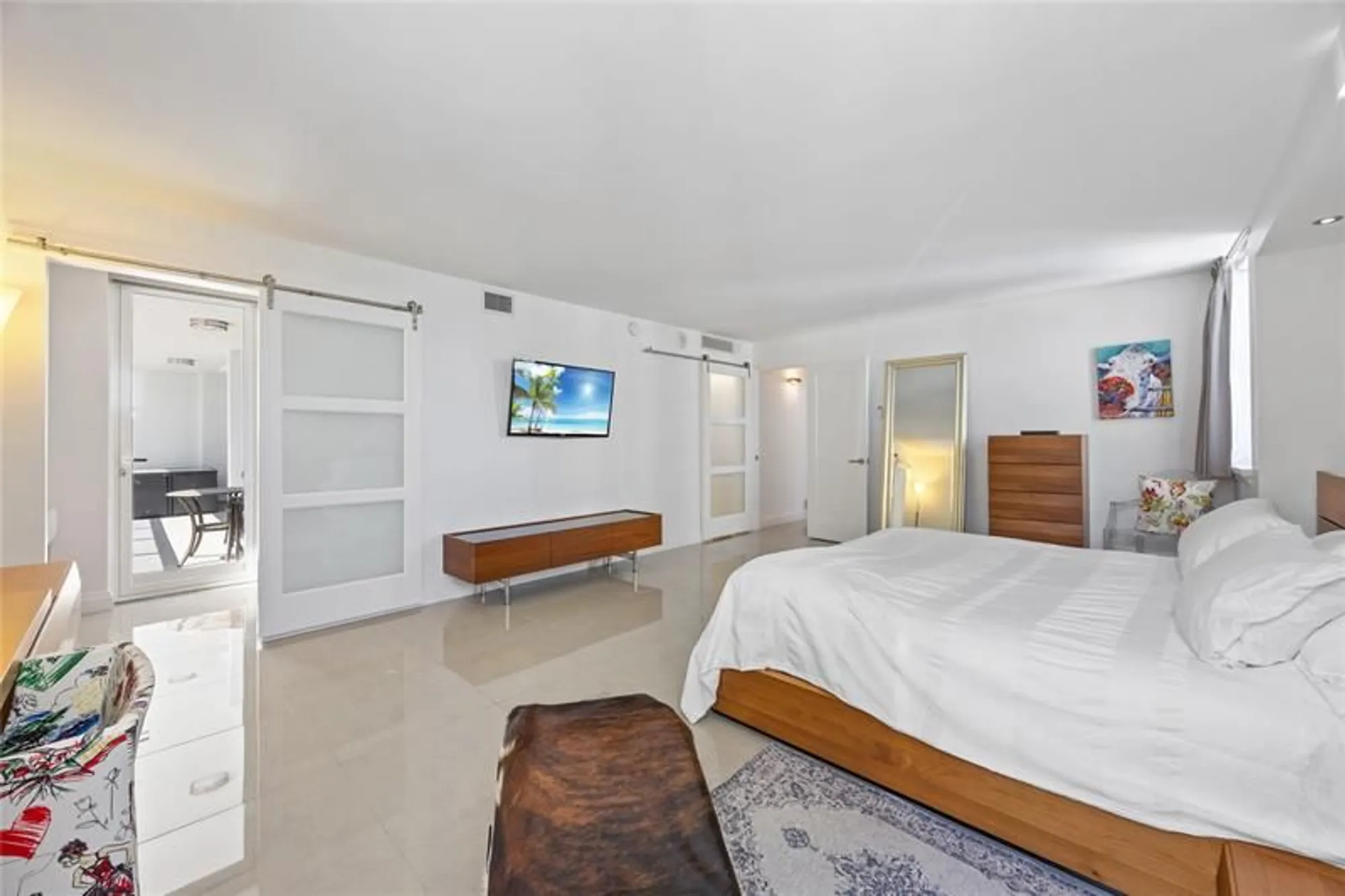 Property Slideshow image 19 of 50 | 1880 s ocean dr ts306, Hallandale Beach, FL, 33009