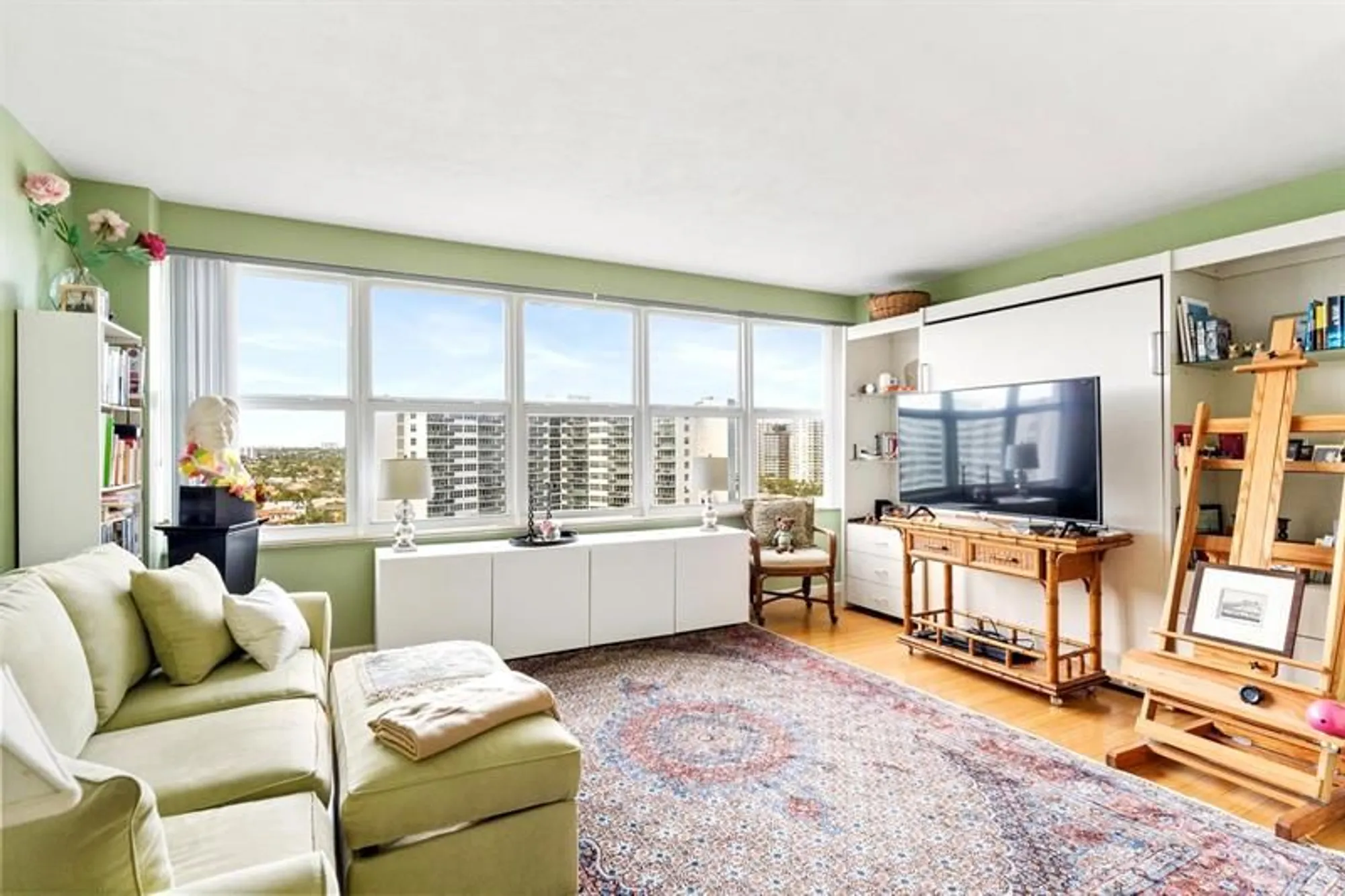 Property Slideshow image 17 of 27 | 3333 ne 34th st apt 1504, Fort Lauderdale, FL, 33308