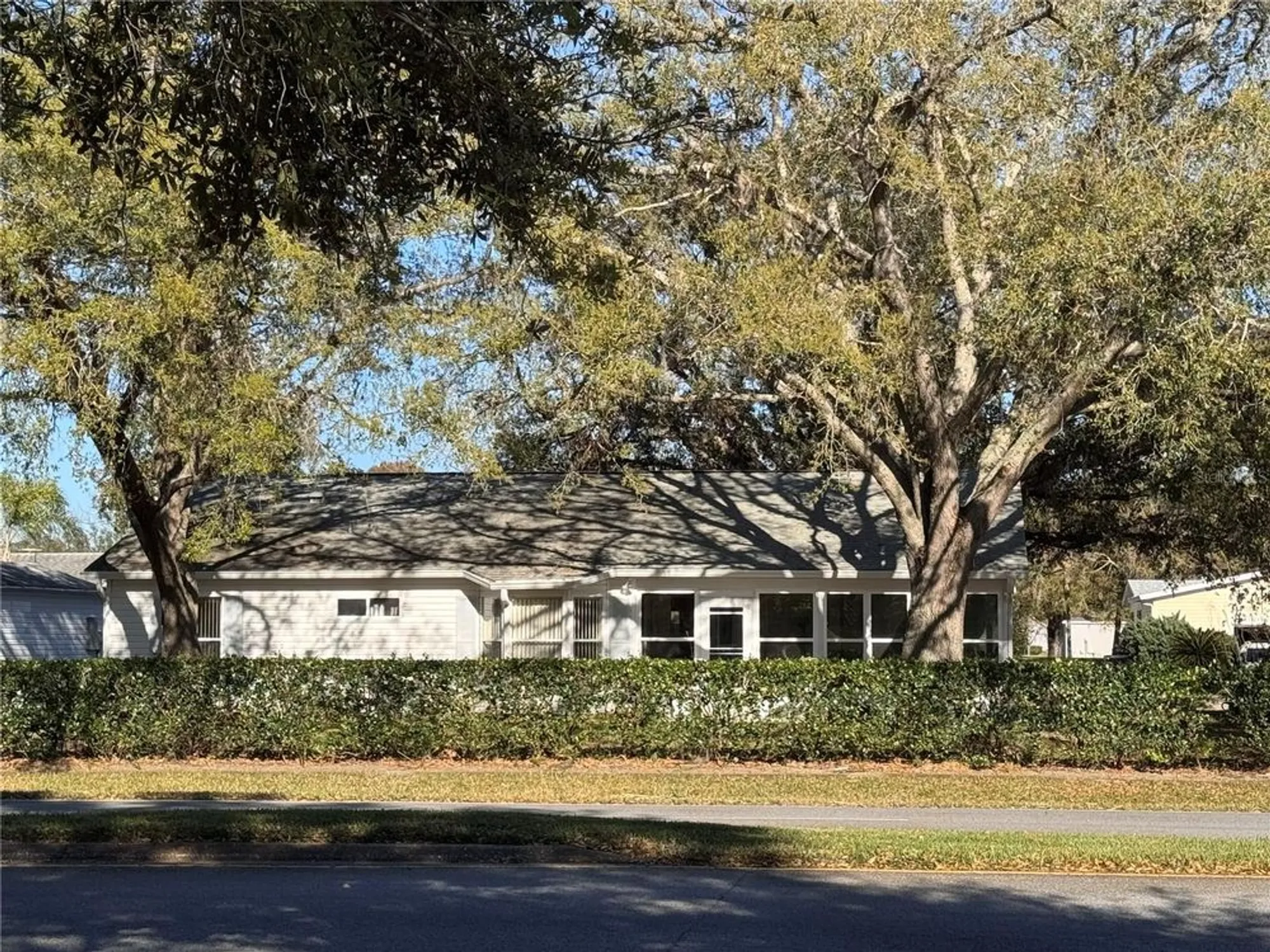 Property Slideshow image 14 of 100 | 25527 oak aly, Leesburg, FL, 34748