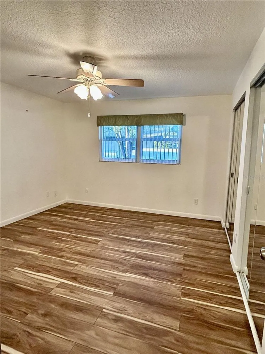 Property Slideshow image 13 of 19 | 1421 heather ridge blvd # 1421, Dunedin, FL, 34698