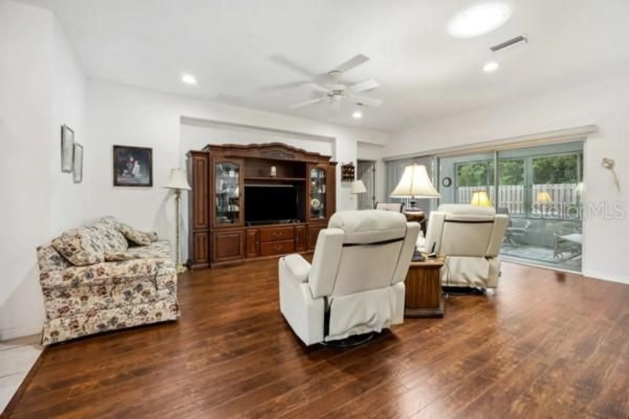 Property Slideshow image 7 of 34 | 11728 se 91st cir, Summerfield, FL, 34491