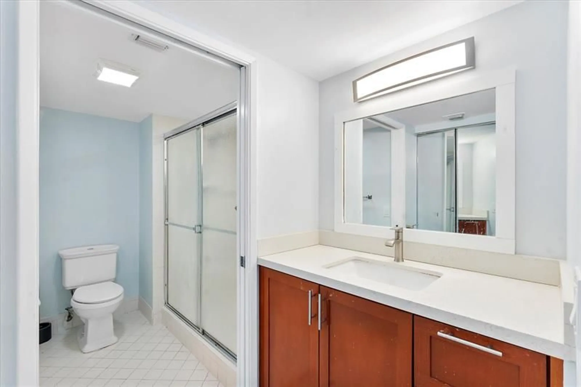 Property Slideshow image 12 of 17 | 850 sw 138th ave apt 208d, Pembroke Pines, FL, 33027