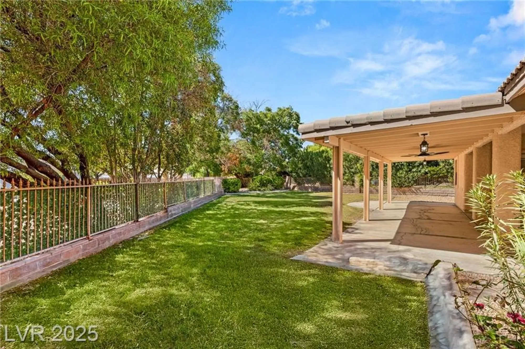 Property Slideshow image 30 of 40 | 5605 bay shore cir, Las Vegas, NV, 89130