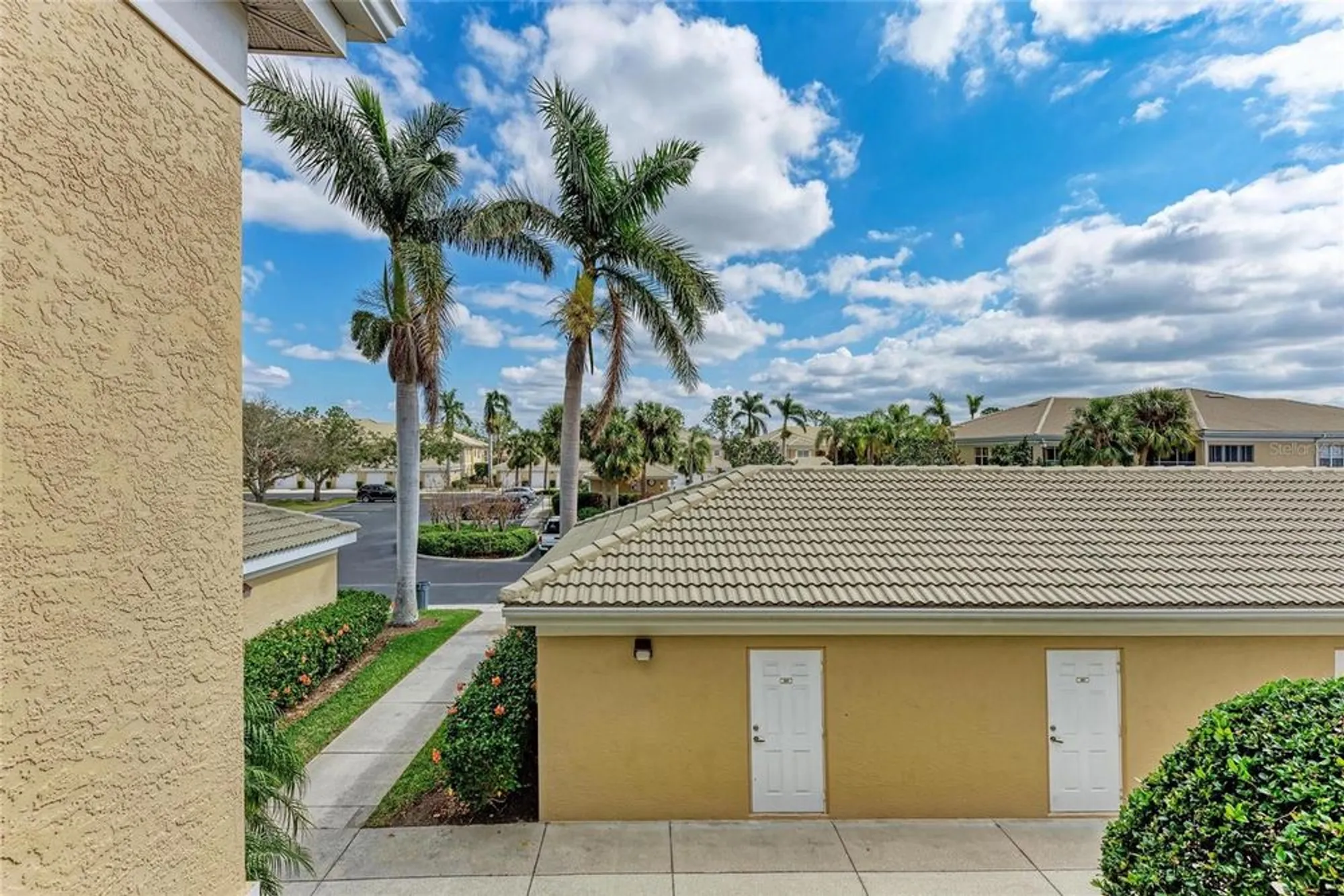 Property Slideshow image 35 of 41 | 6326 grand oak cir 203, Bradenton, FL, 34203