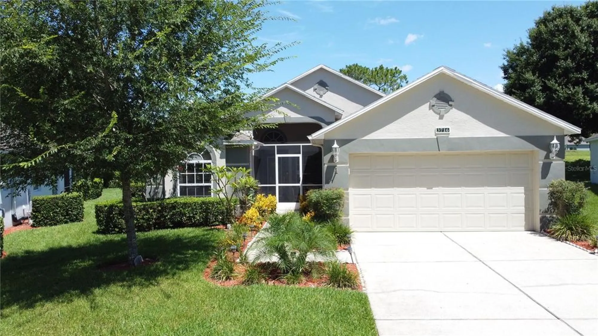 Property Slideshow image 2 of 88 | 3716 eversholt st, Clermont, FL, 34711