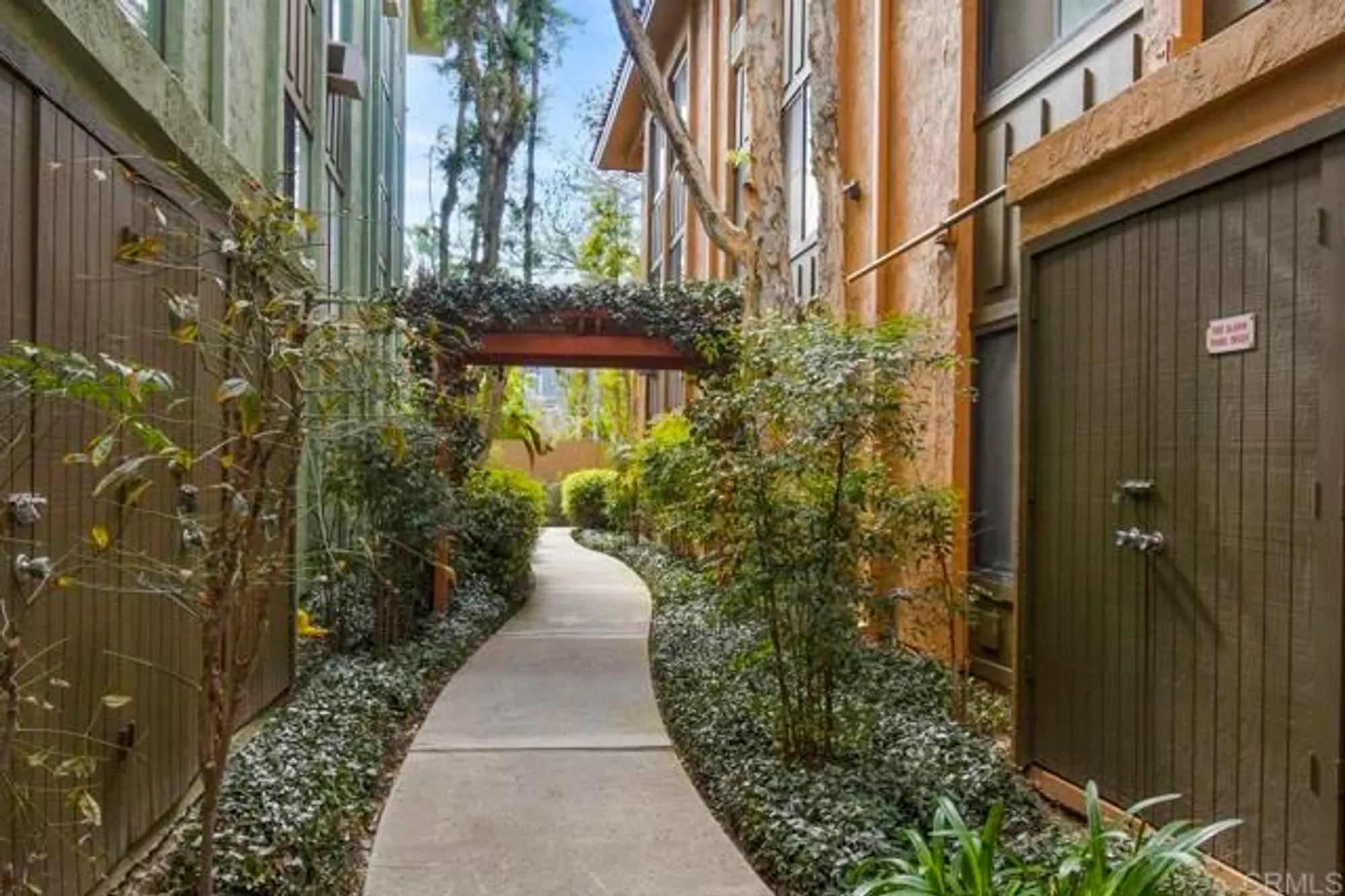 Property Slideshow image 11 of 13 | 3776 alabama st 117, San Diego, CA, 92104