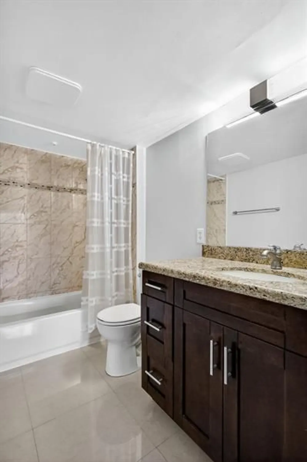 Property Slideshow image 38 of 39 | 1600 sw 127th way, Pembroke Pines, FL, 33027