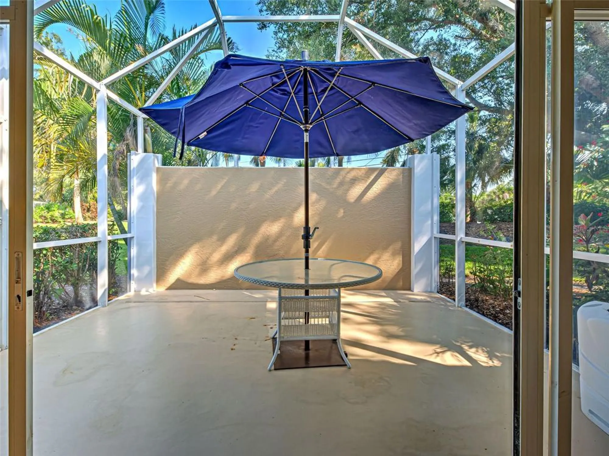 Property Slideshow image 43 of 54 | 912 barclay ct, Venice, FL, 34293