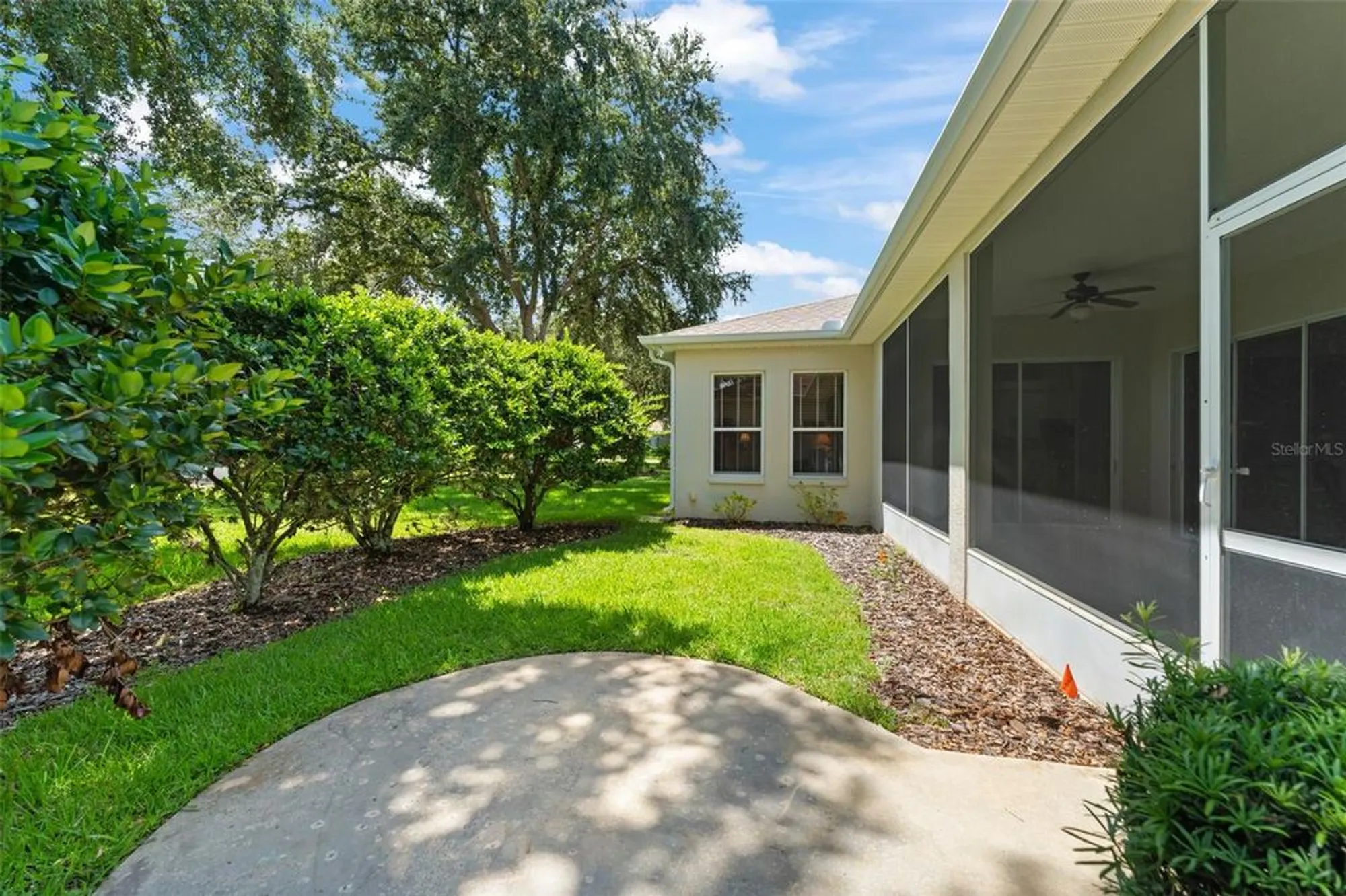 Property Slideshow image 34 of 48 | 20806 queen alexandra dr, Leesburg, FL, 34748
