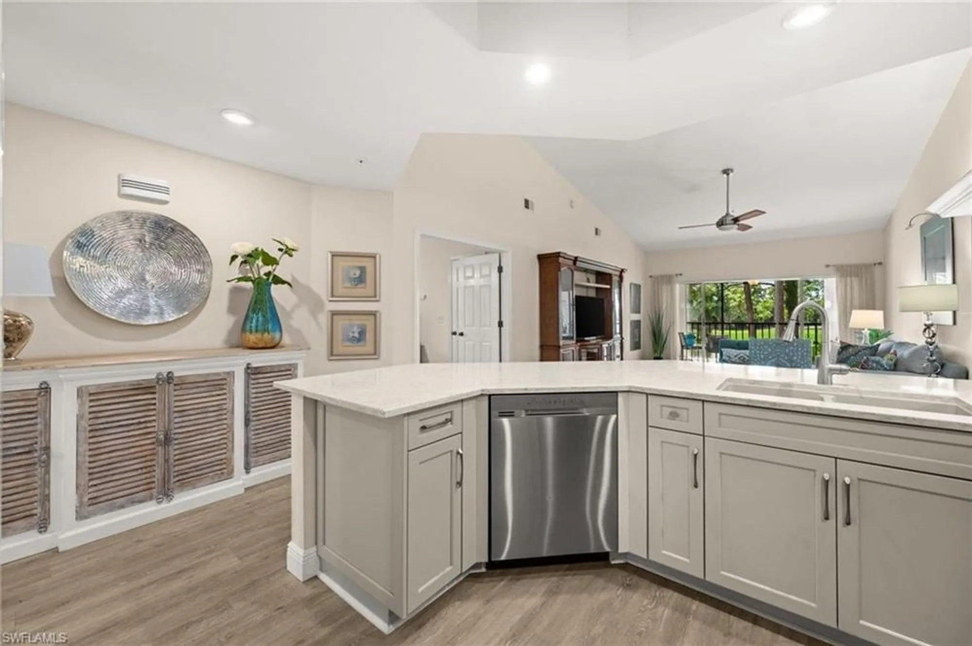Property Slideshow image 18 of 48 | 4101 sawgrass point dr 201, Bonita Springs, FL, 34134