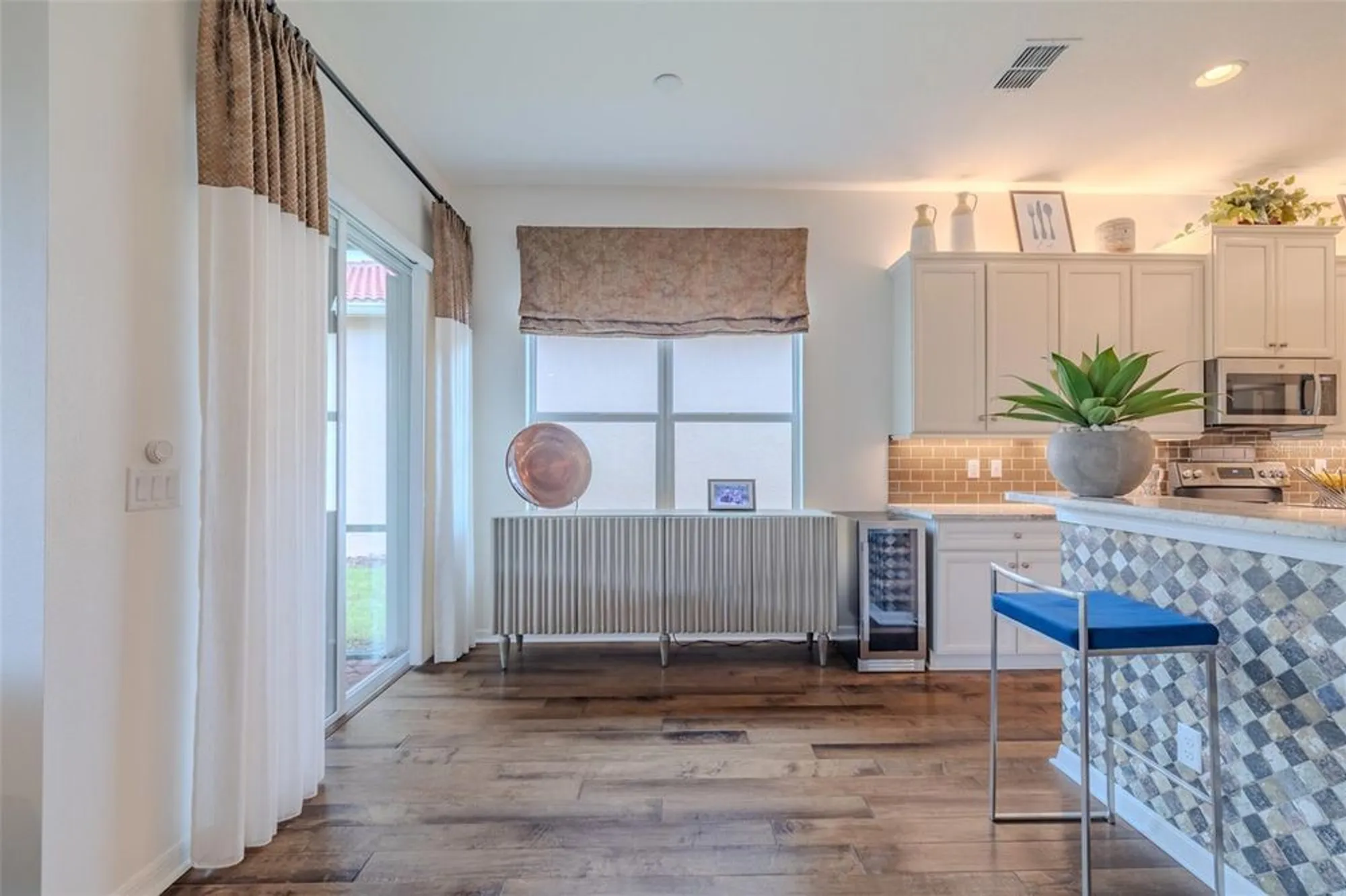 Property Slideshow image 22 of 92 | 4820 grand banks dr, Wimauma, FL, 33598