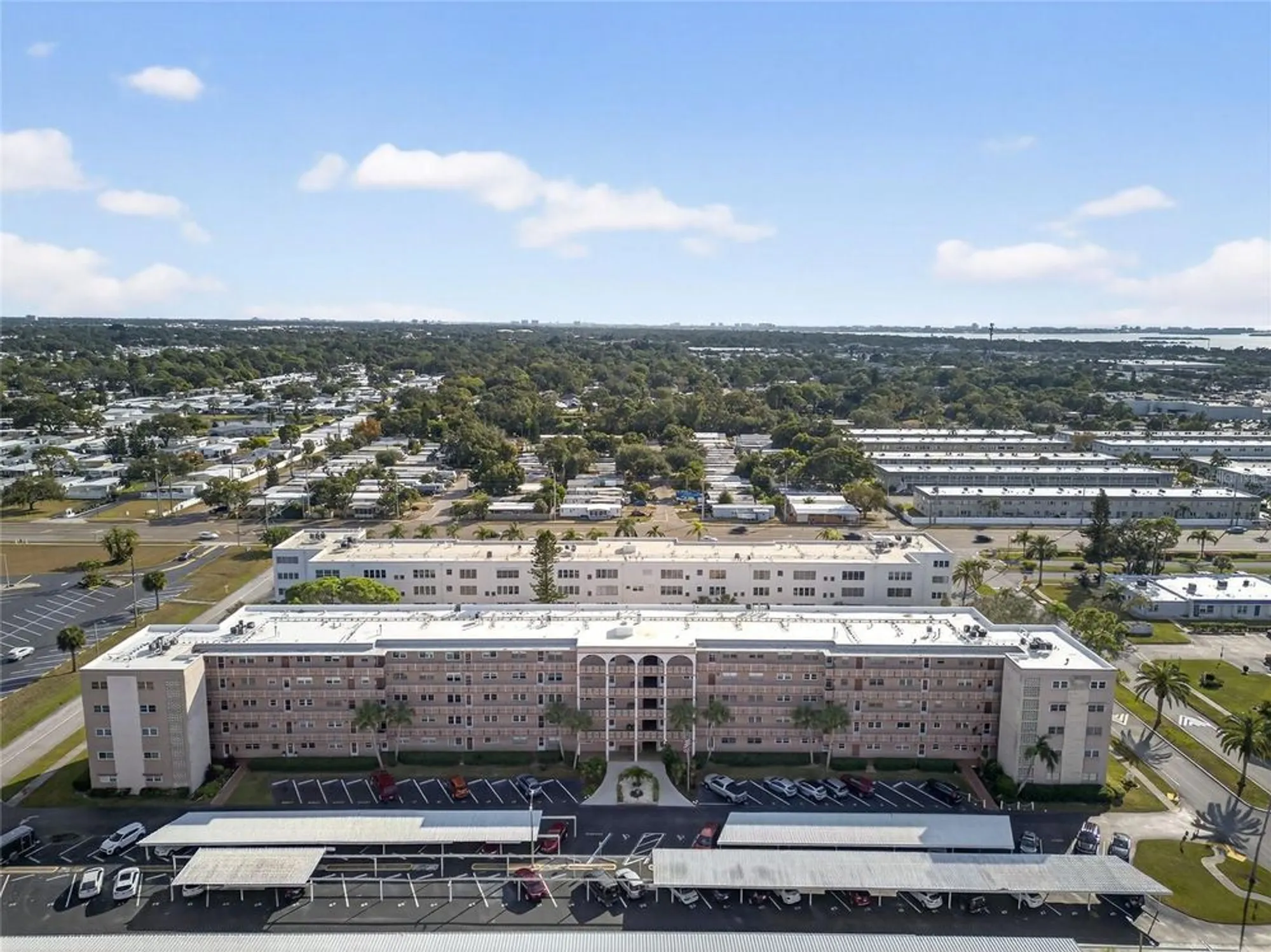 Property Slideshow image 1 of 41 | 5521 80th st n unit 511, Saint Petersburg, FL, 33709