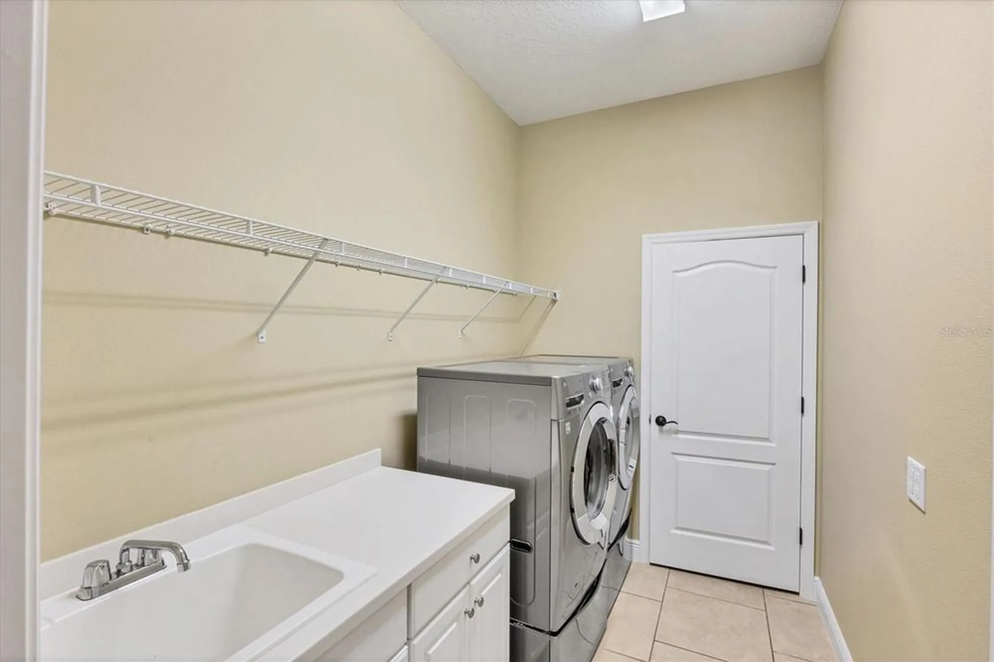 Property Slideshow image 42 of 83 | 4118 midnight blue run, Bradenton, FL, 34211