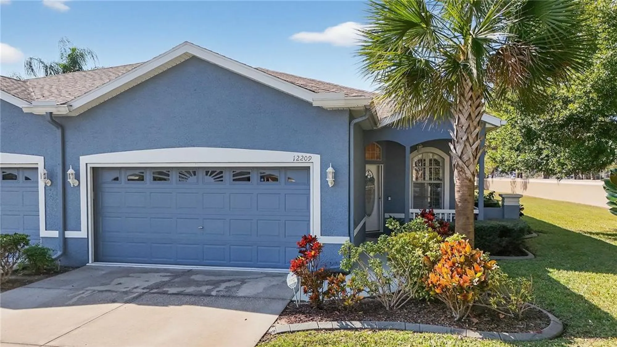Property Slideshow image 3 of 46 | 12209 putter green ct, New Port Richey, FL, 34654