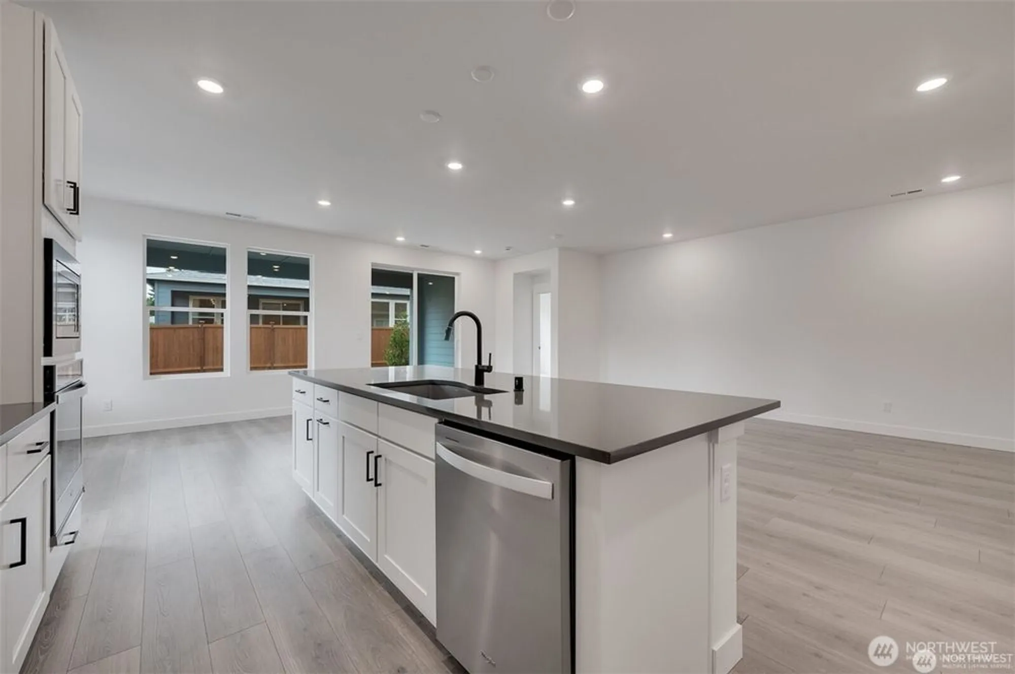 Property Slideshow image 16 of 37 | 29208 217th pl se # 34, Black Diamond, WA, 98010