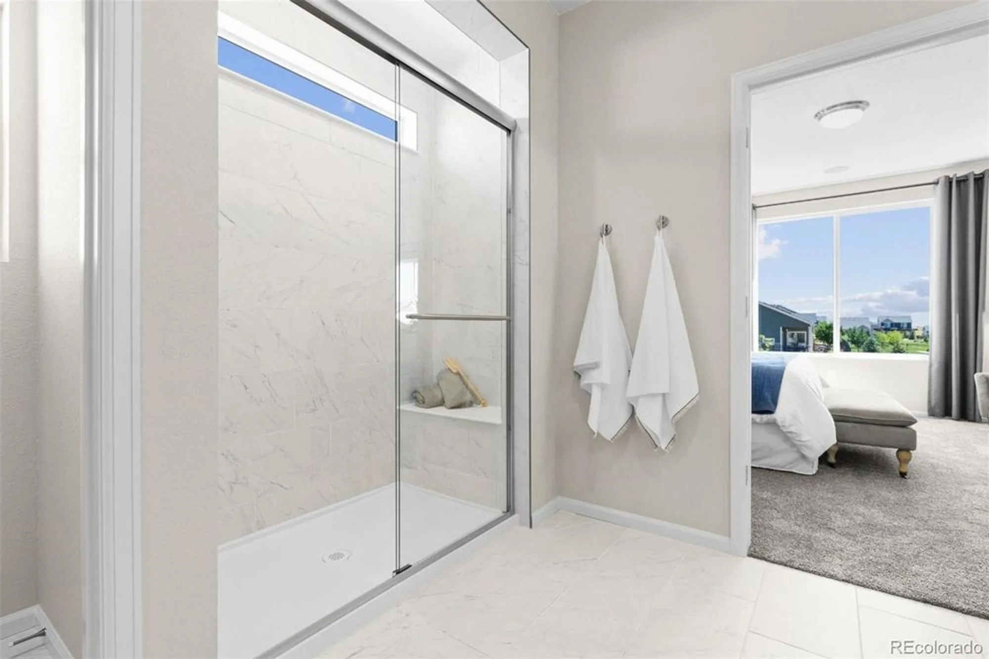 Property Slideshow image 17 of 33 | 22324 e 49th pl, Aurora, CO, 80019