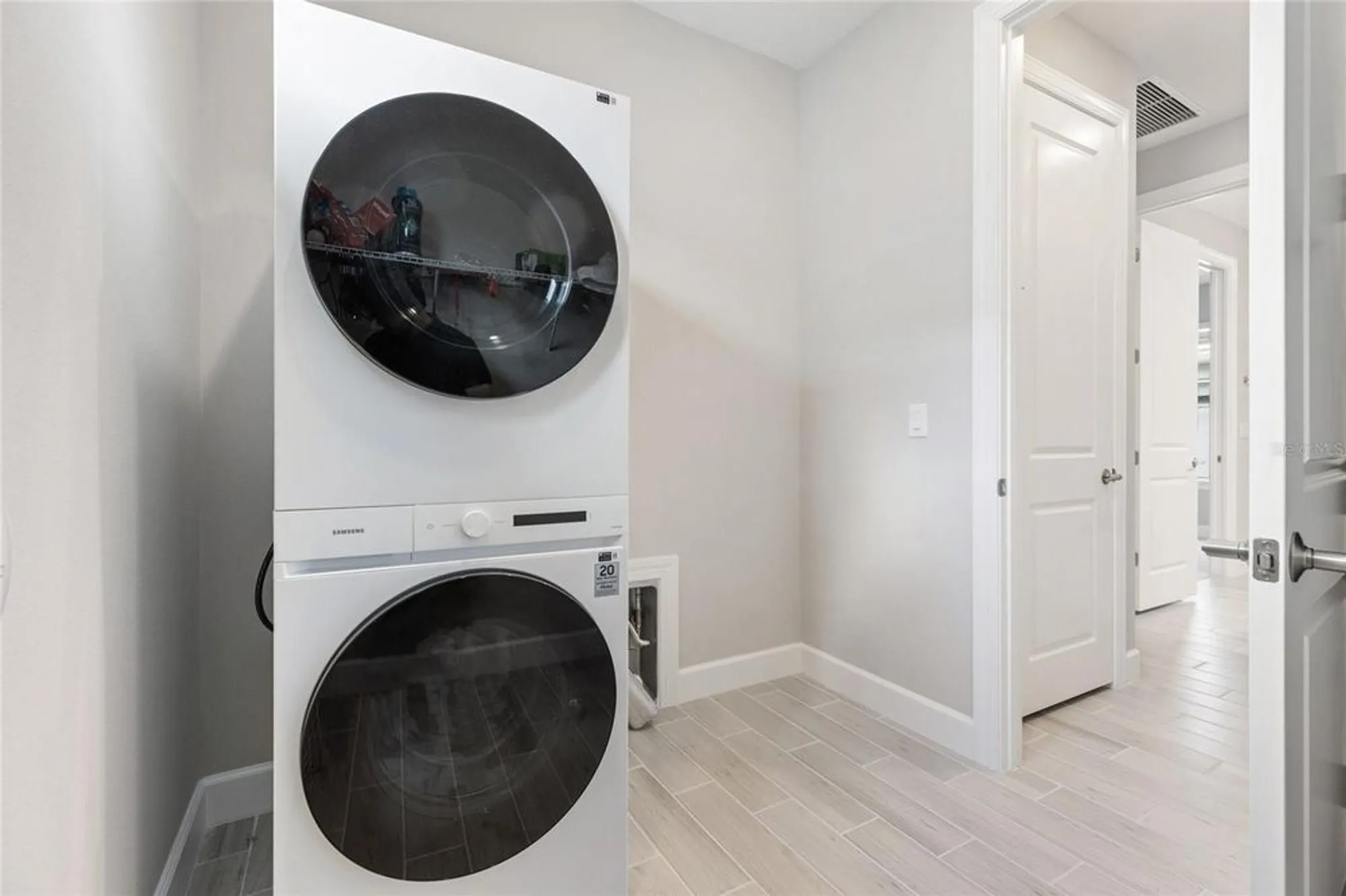 Property Slideshow image 31 of 56 | 16126 san donato pl, Bradenton, FL, 34211