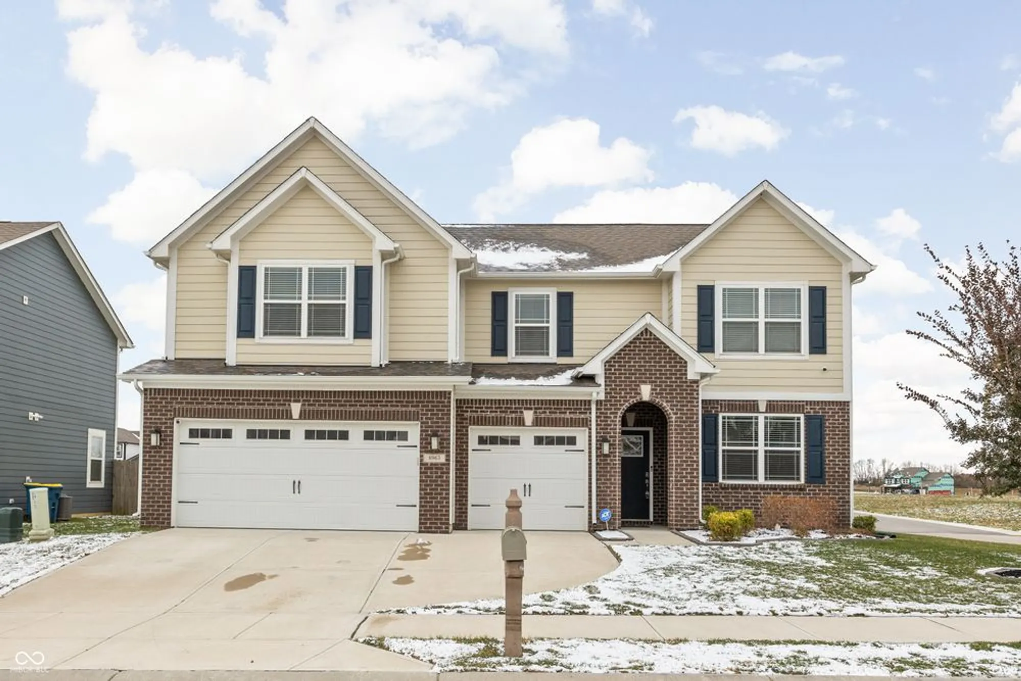 Property Slideshow image 2 of 44 | 8963 faulkner dr, Indianapolis, IN, 46239