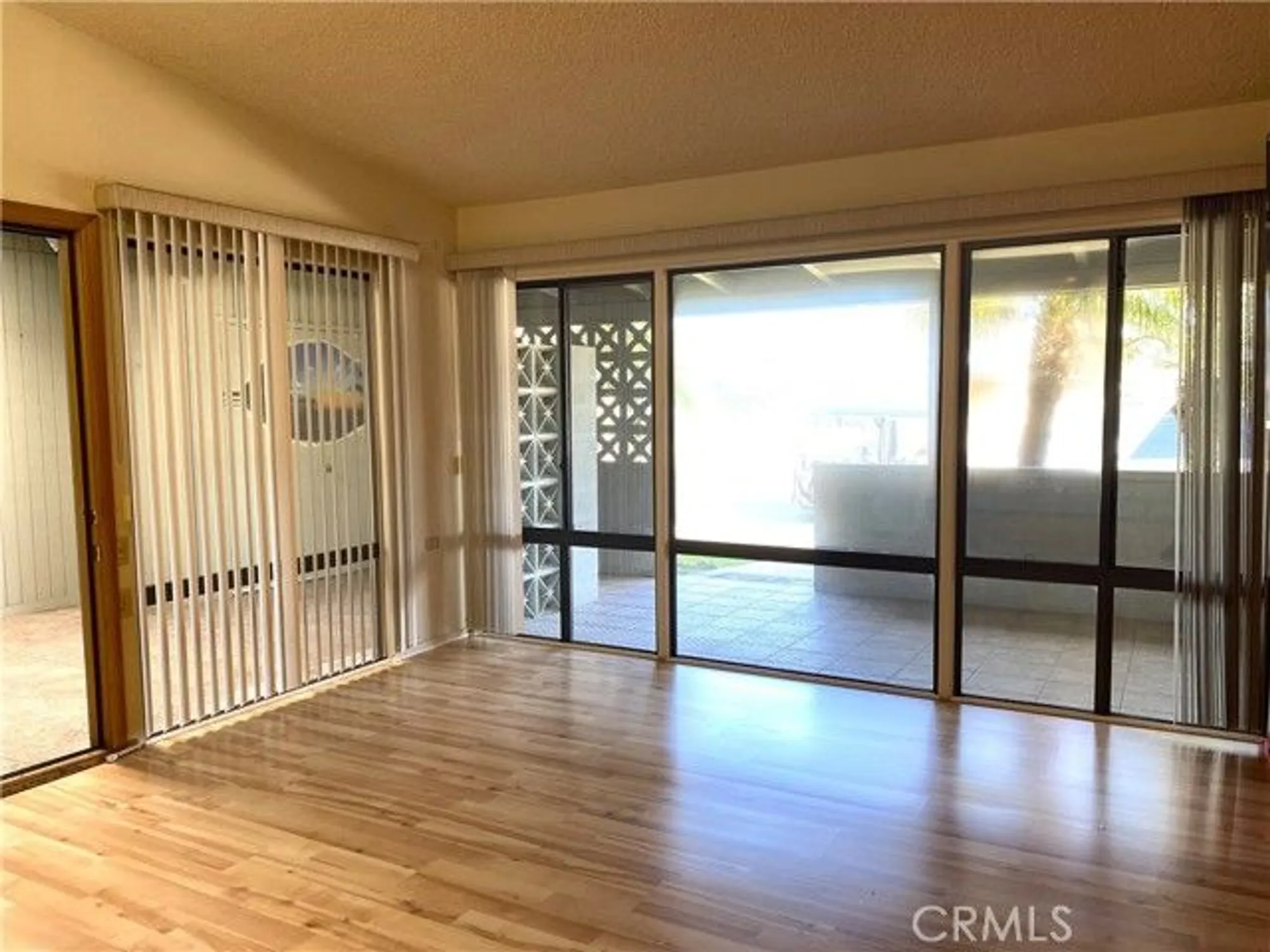 Property Slideshow image 8 of 15 | 13265 del monte dr, Seal Beach, CA, 90740
