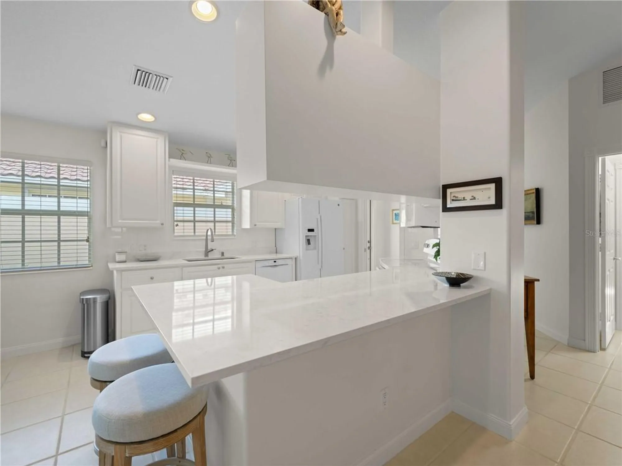 Property Slideshow image 10 of 62 | 7641 quinto dr, Sarasota, FL, 34238