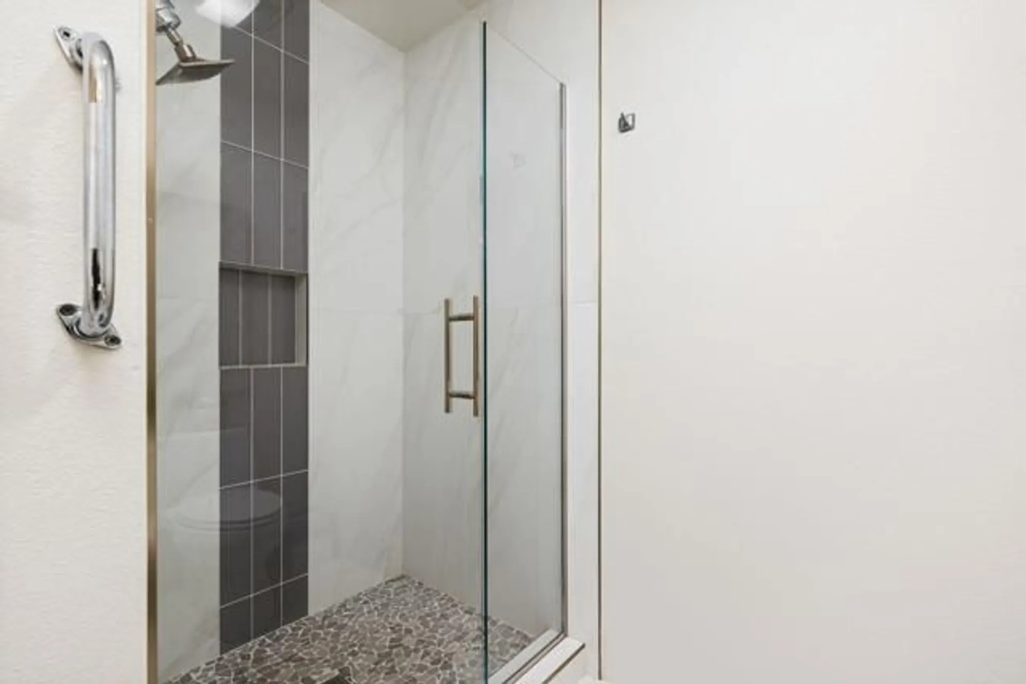 Property Slideshow image 33 of 42 | 54108 oak tree a143, La Quinta, CA, 92253