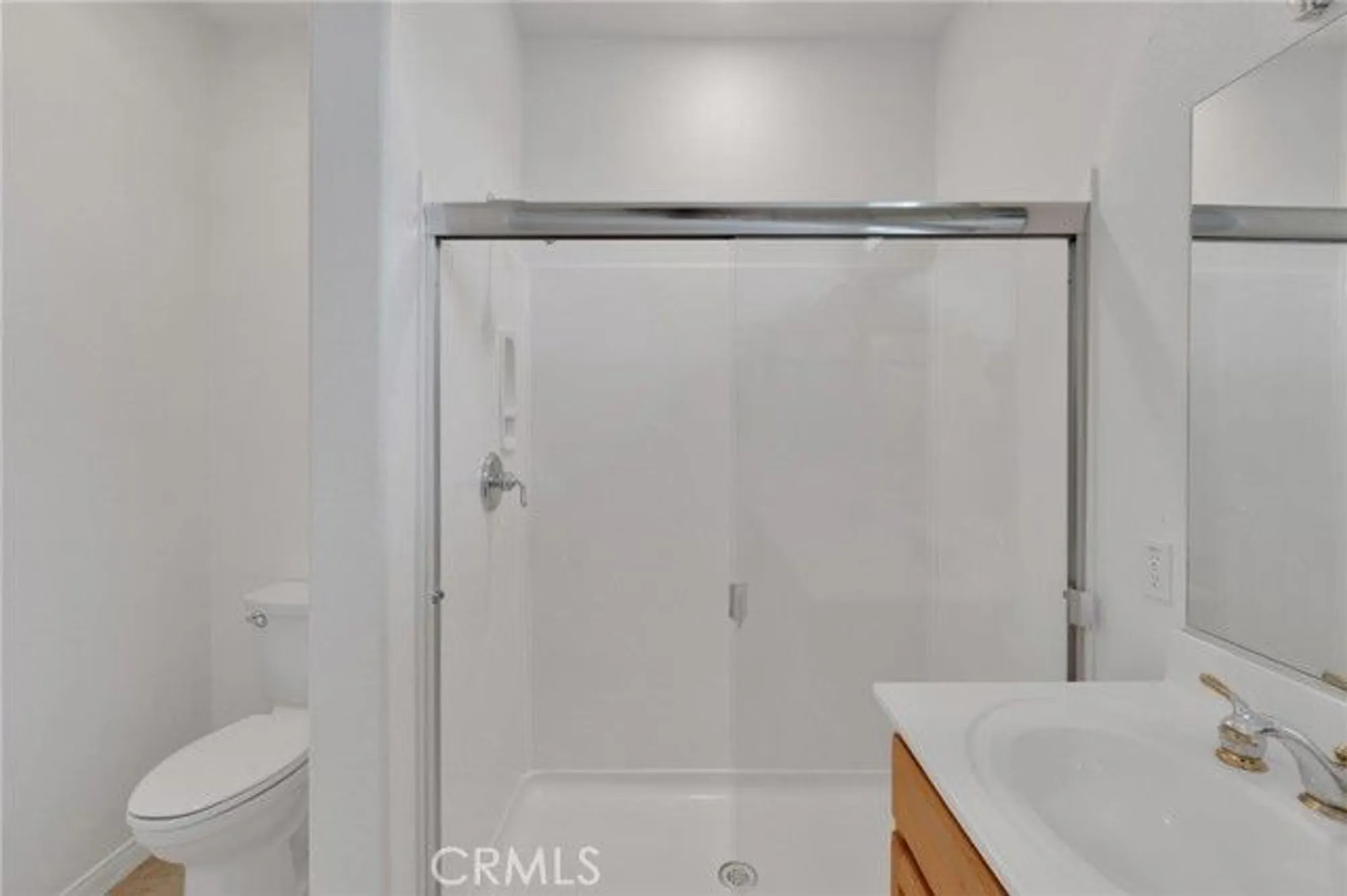 Property Slideshow image 18 of 40 | 11063 semmering ct, Apple Valley, CA, 92308