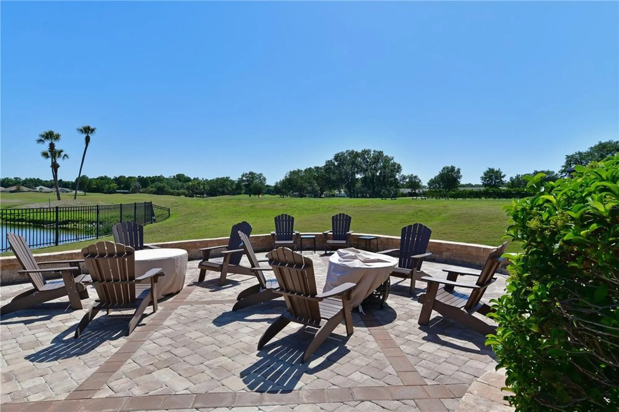 Property Slideshow image 42 of 70 | 6904 drewrys blf apt 803, Bradenton, FL, 34203