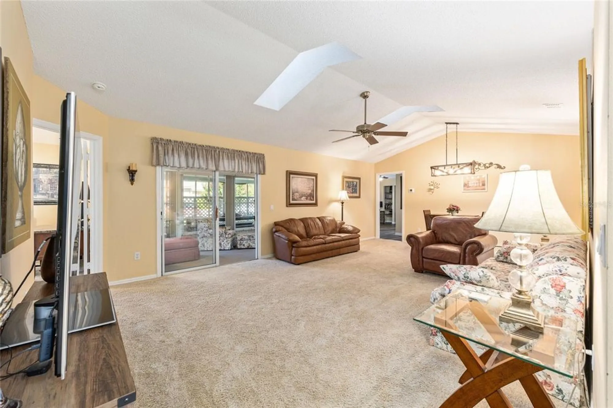 Property Slideshow image 9 of 43 | 8554 sw 63rd ct, Ocala, FL, 34476